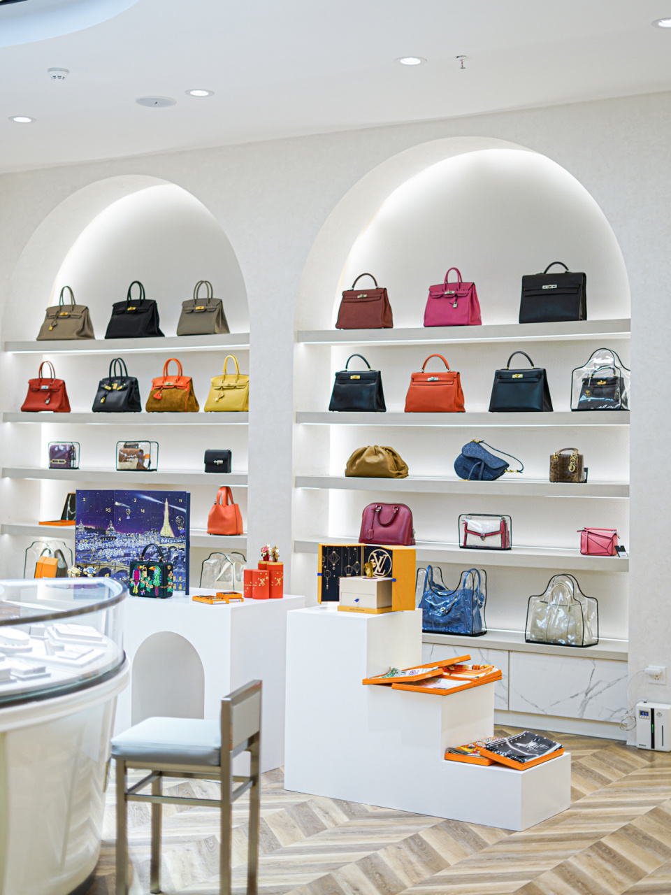 他家市区的店已经开了56615年了 身边人都说在贵阳他家是