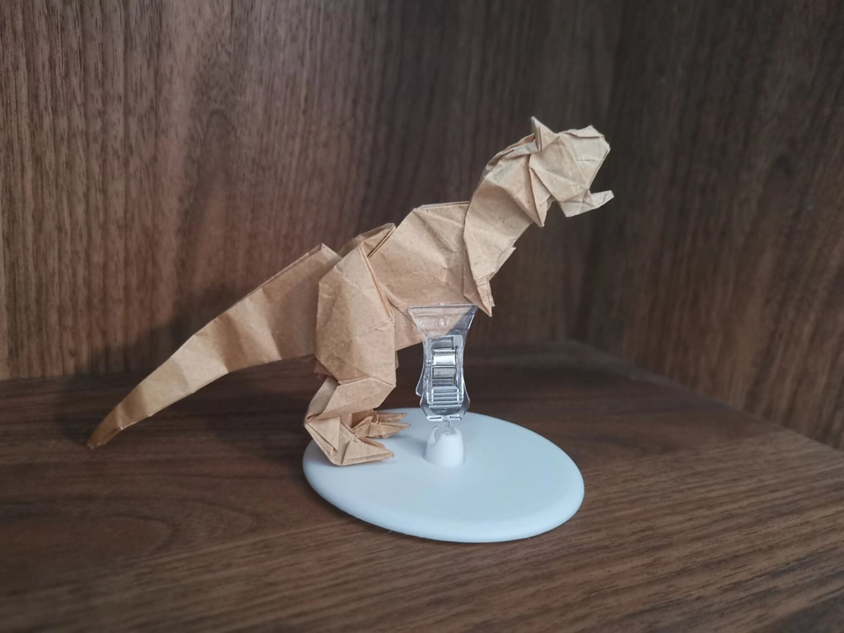 折纸牛龙 哈哈,海王龙教程还要再等等哦,但"可爱"的牛龙先来了.