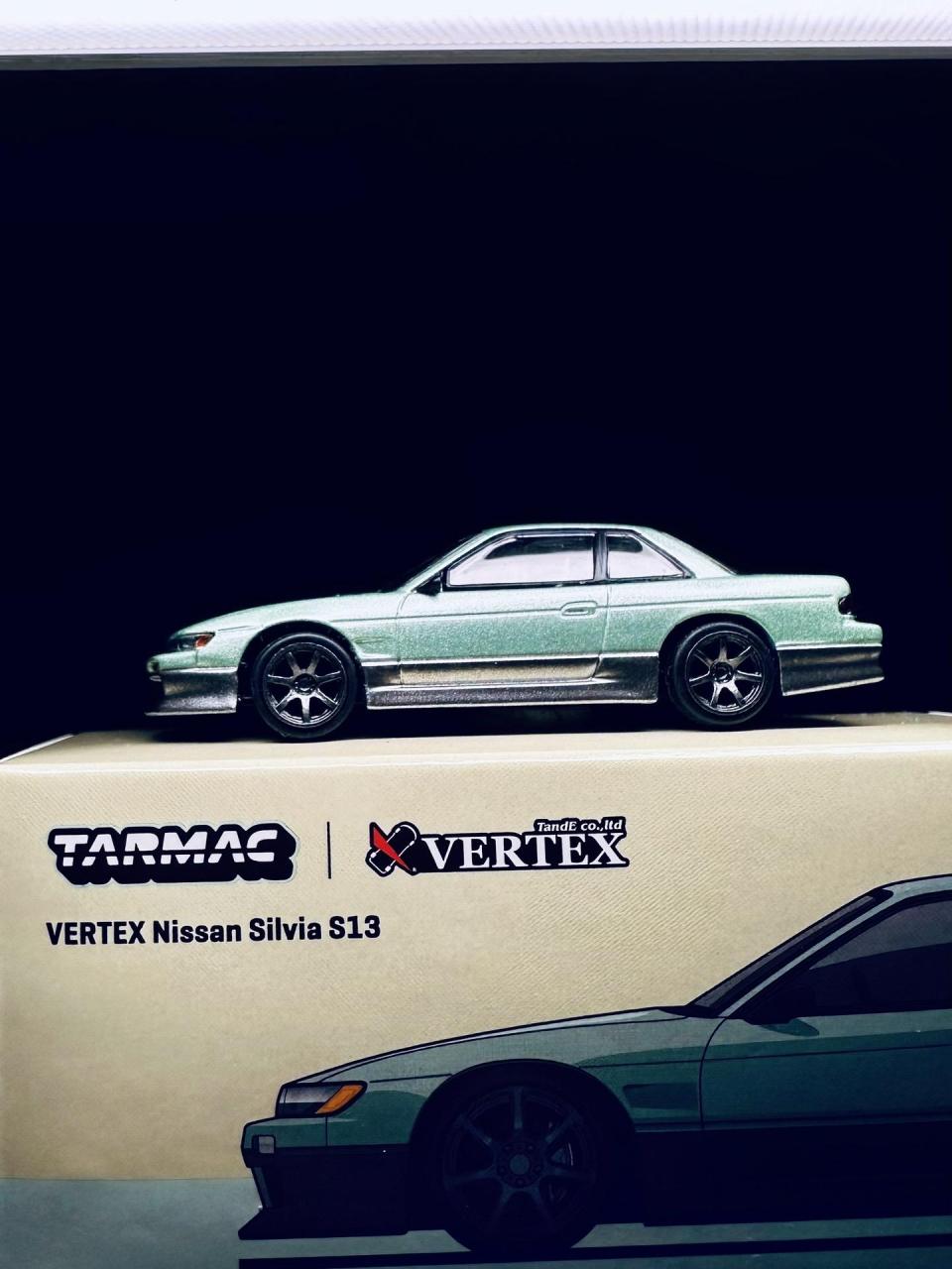 tarmacworks tw 日产 s13 silvia 头文字d池谷学长座驾,青绿色和银色