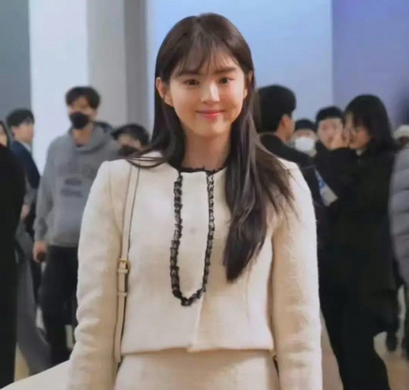 韩素希出道前vs出道后 当真是红气养人啊 ,这个气质真的绝了