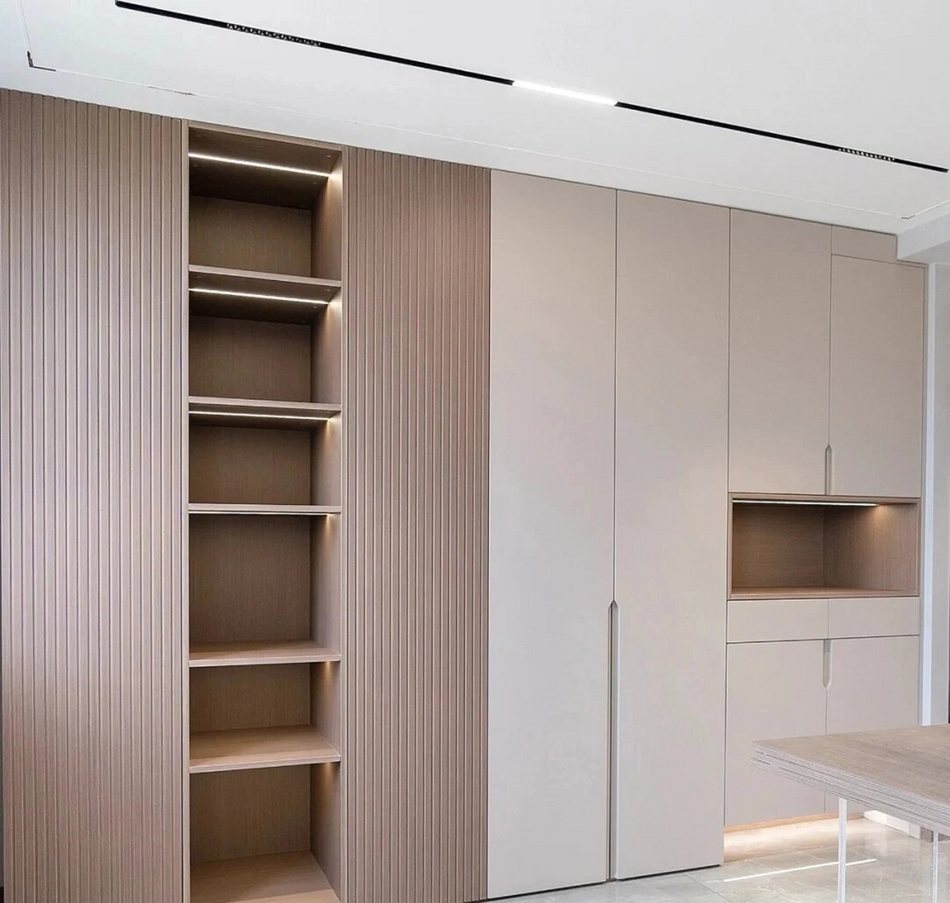 东莞全屋定制 | 衣柜配色奶油卡其 格珊 卡其色 木色的高级搭配,格栅