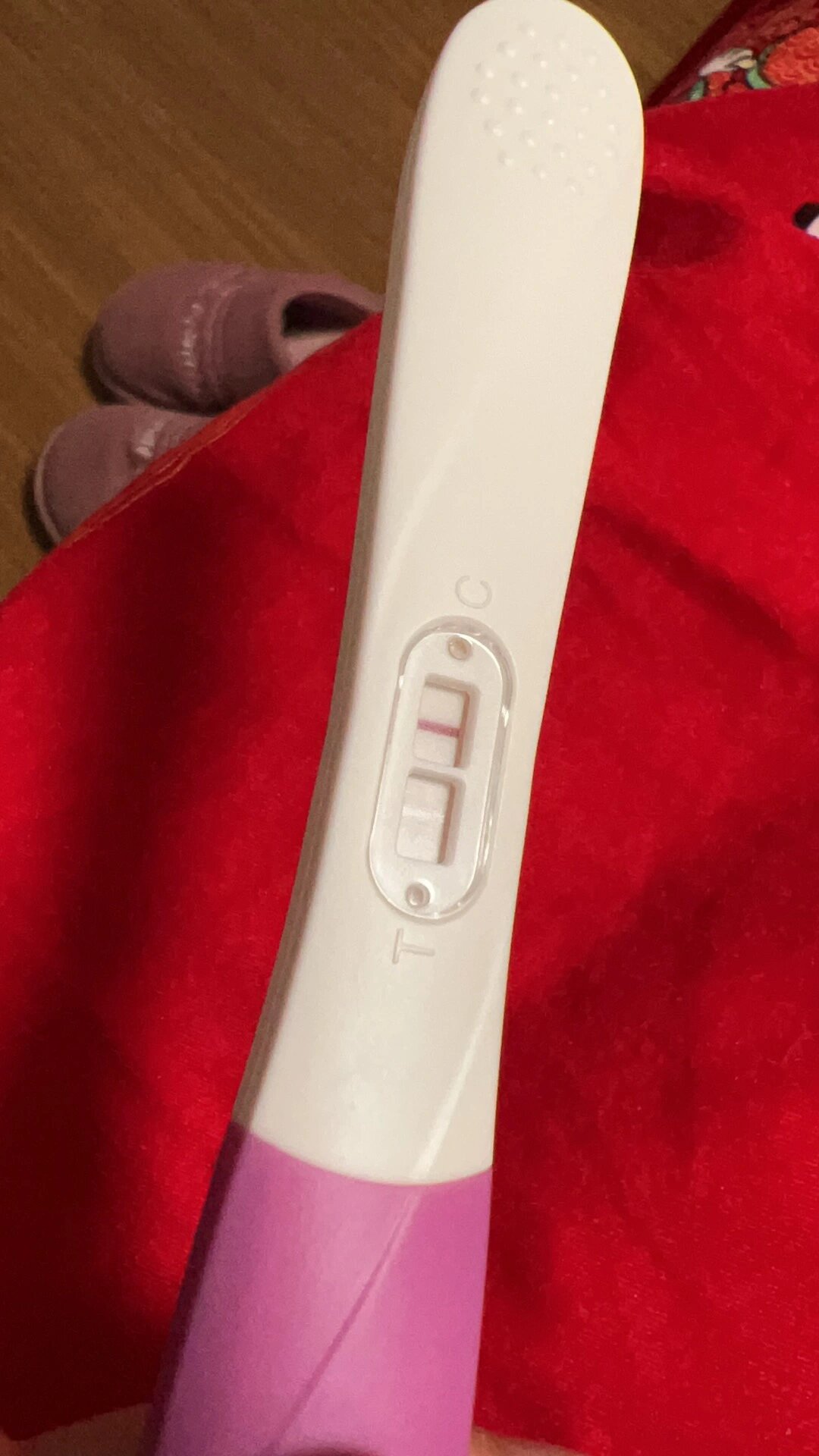 金秀儿验孕笔自带水印吗?