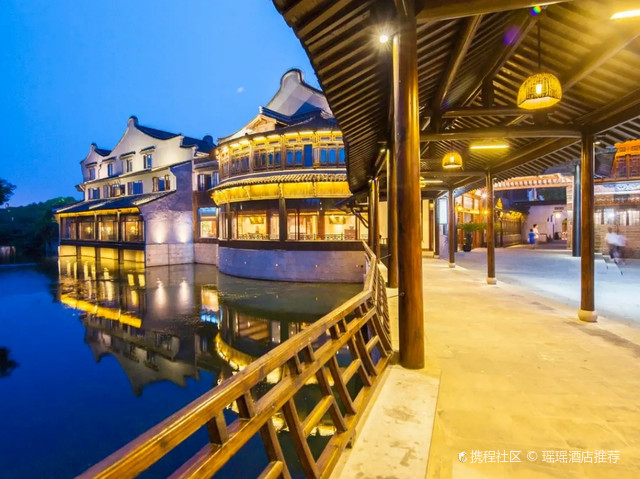 探店|乌镇昭明书舍_连家具,外观都是按照中式风格建造的酒店!