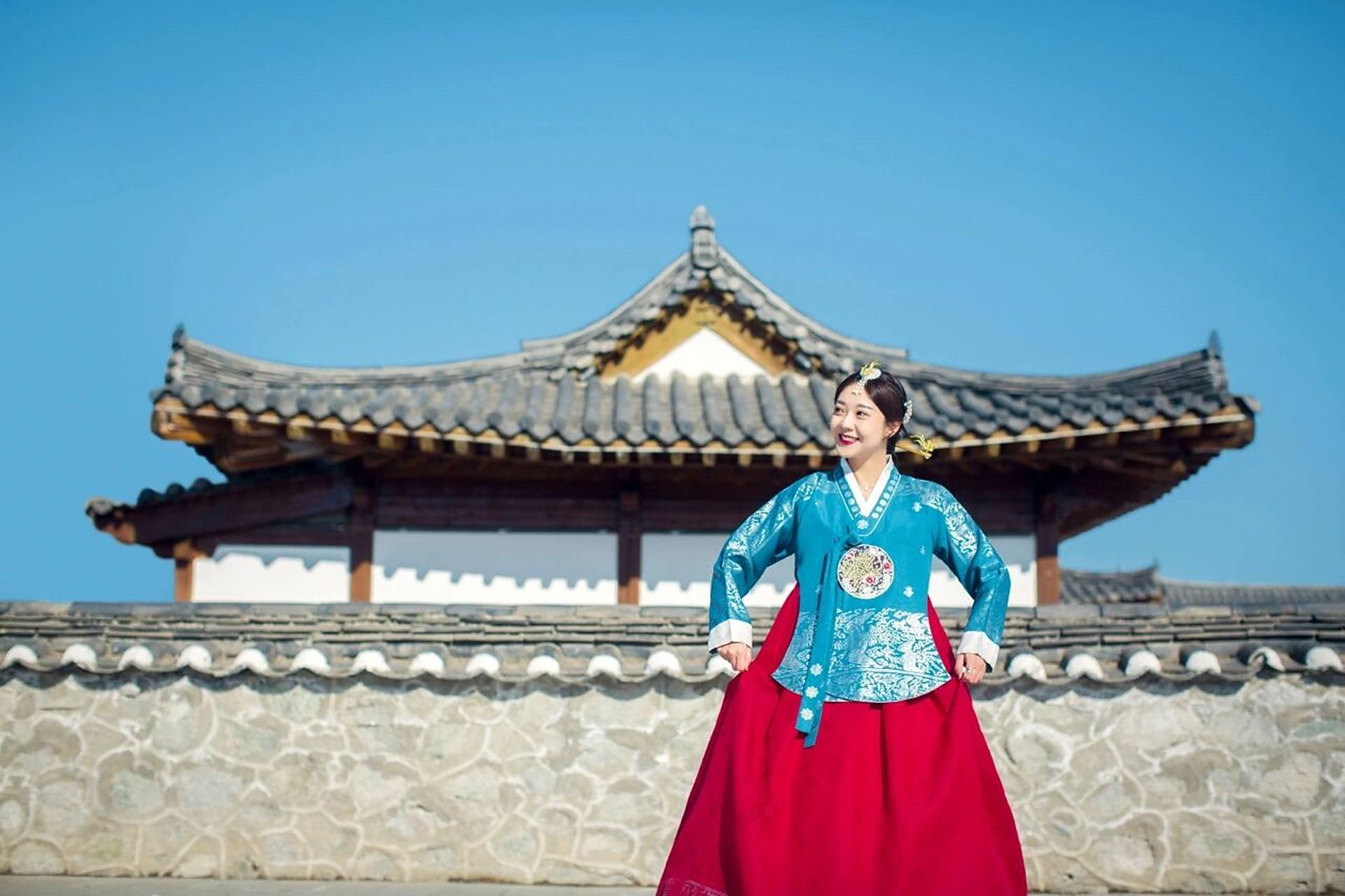 绣佳人朝鲜族传统服饰#体验#朝鲜族民俗园北门园区内# #延吉旅游