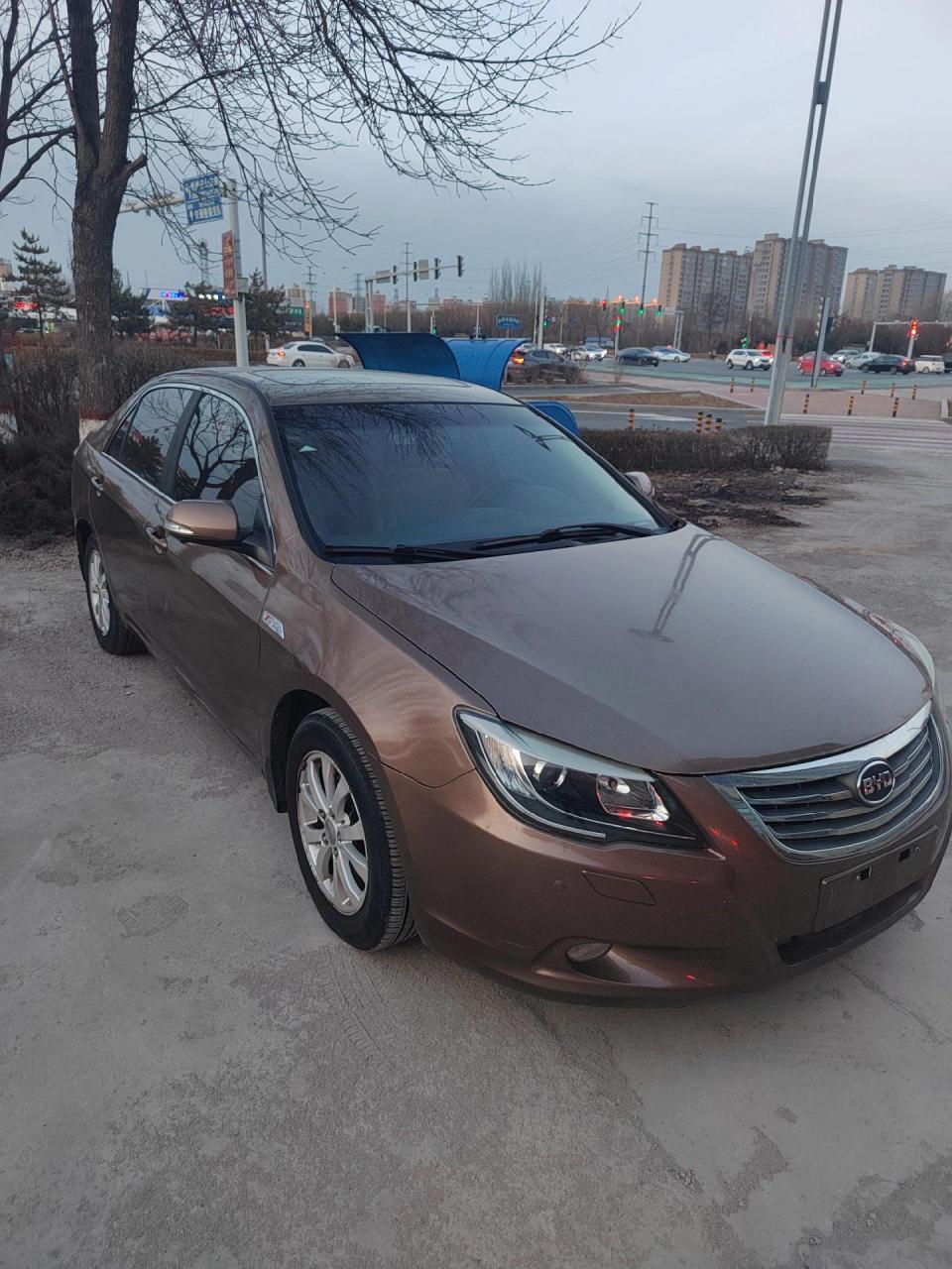 12年比亚迪,自动挡天窗,价格1万多