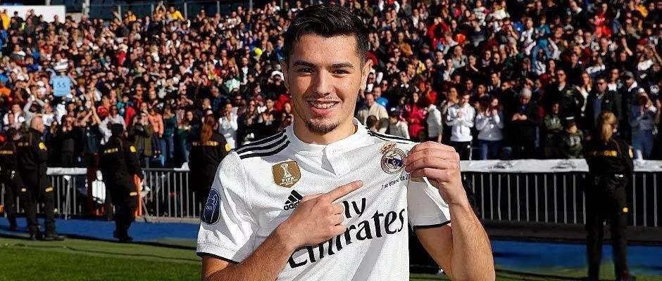 皇马迪亚斯加入摩纳哥 再次回到皇马的迪亚斯终于展现了自己的实力