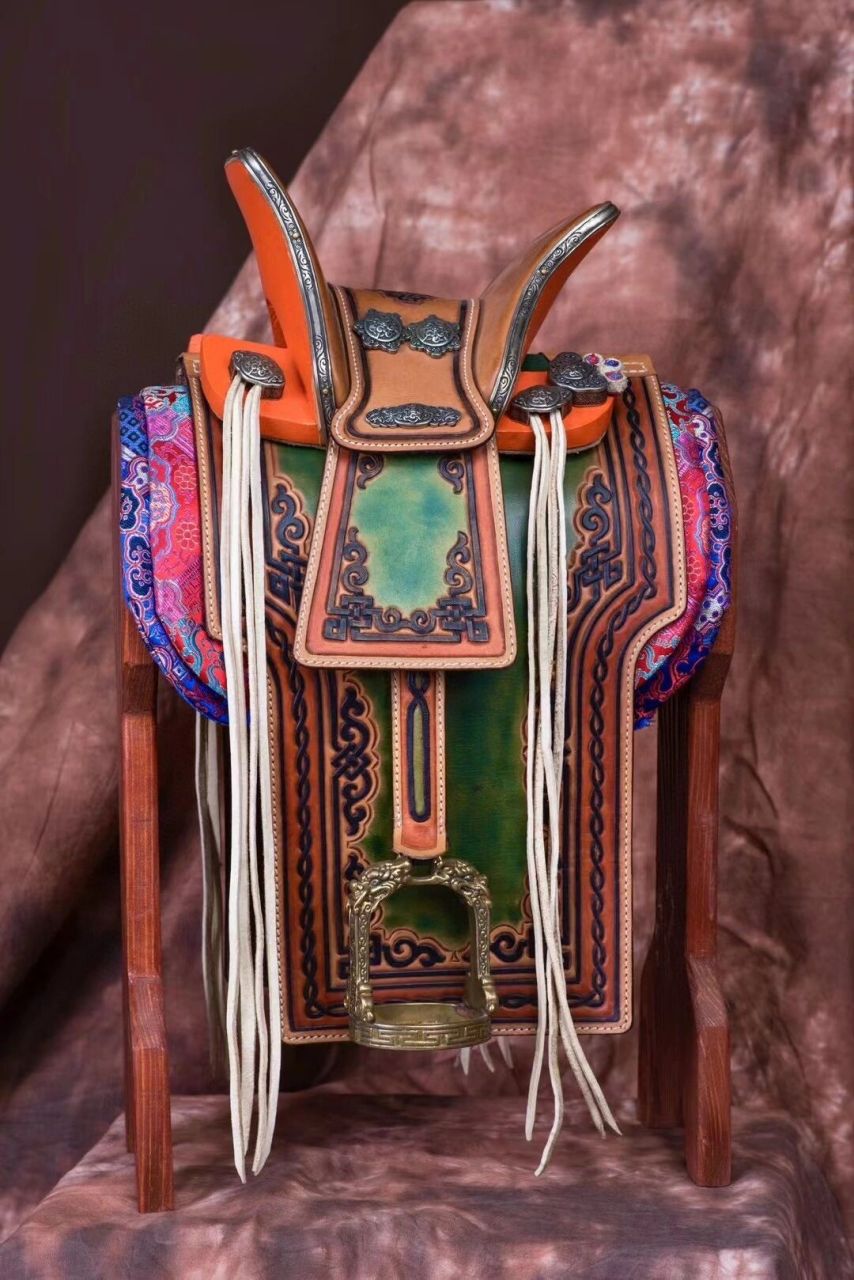 蒙古马鞍