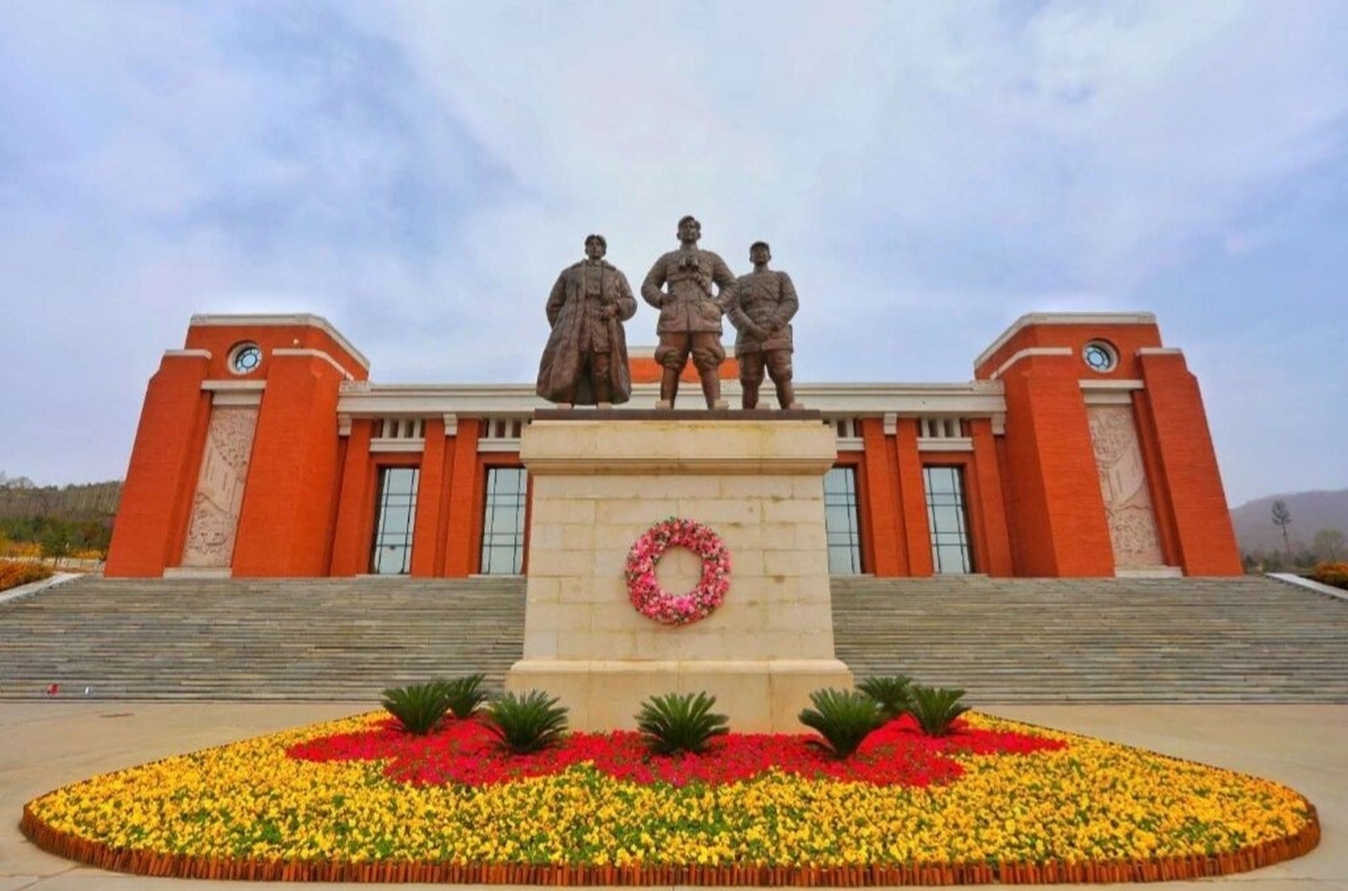 陕甘边革命根据地照金纪念馆 以照金为中心的陕甘边革命根据地,是中国