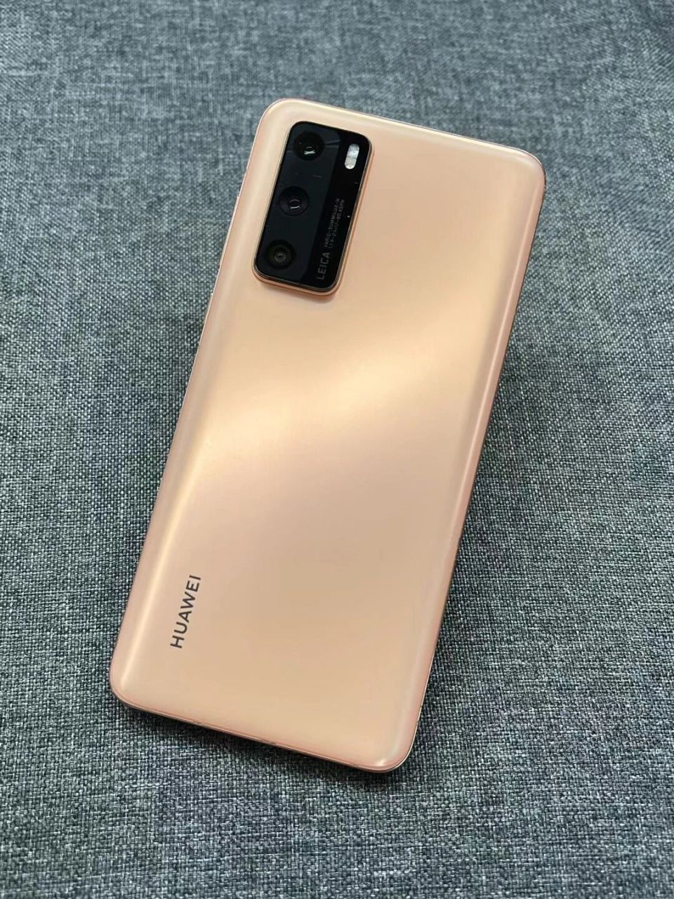 华为 p40 8 128 金金 5g华为p40  8 128g  金色,边框小磕碰,麒麟990