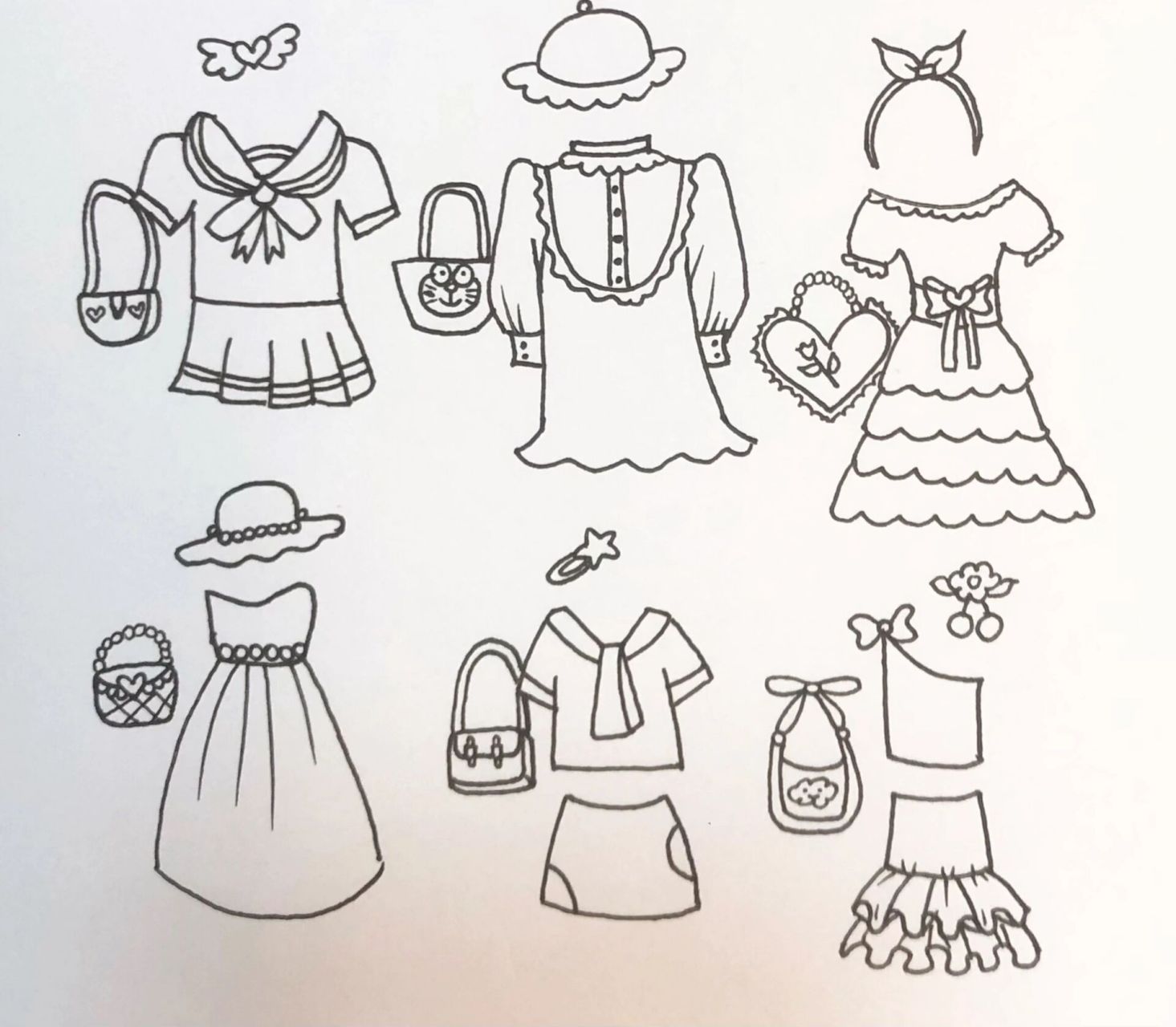 可爱女孩97 服装搭配简笔画小素材 04什么样的服装该搭配什么样的