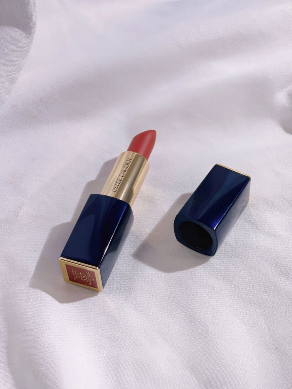 雅诗兰黛557烤栗红棕!