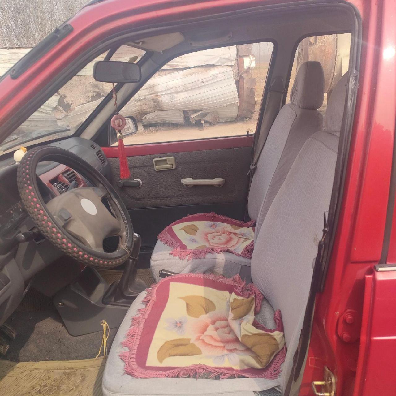 17年购买江南tt三缸老年代步车,高配带后尾翼,冷暖空调