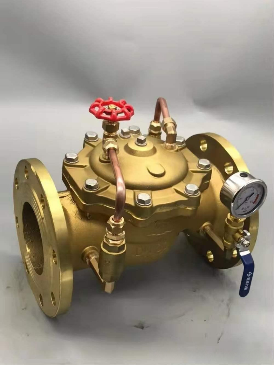 中隆智控水力控制阀是一种重要的工业阀门,主要用于控制水系统中的