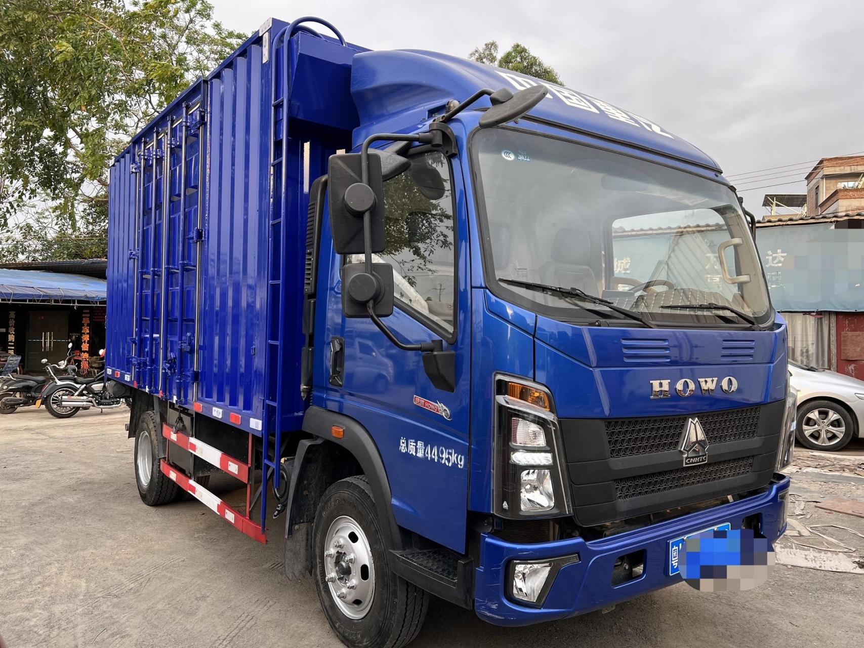 4米2蓝牌货车 厢式车4.2米2.4米宽内径2.3米宽,高低速8档,潍柴3.