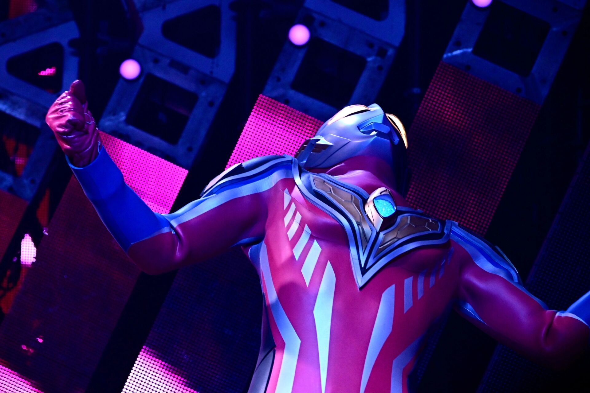 官方发布:盖亚奥特曼超级至高形态    盖亚奥特曼ssv形态 设计师