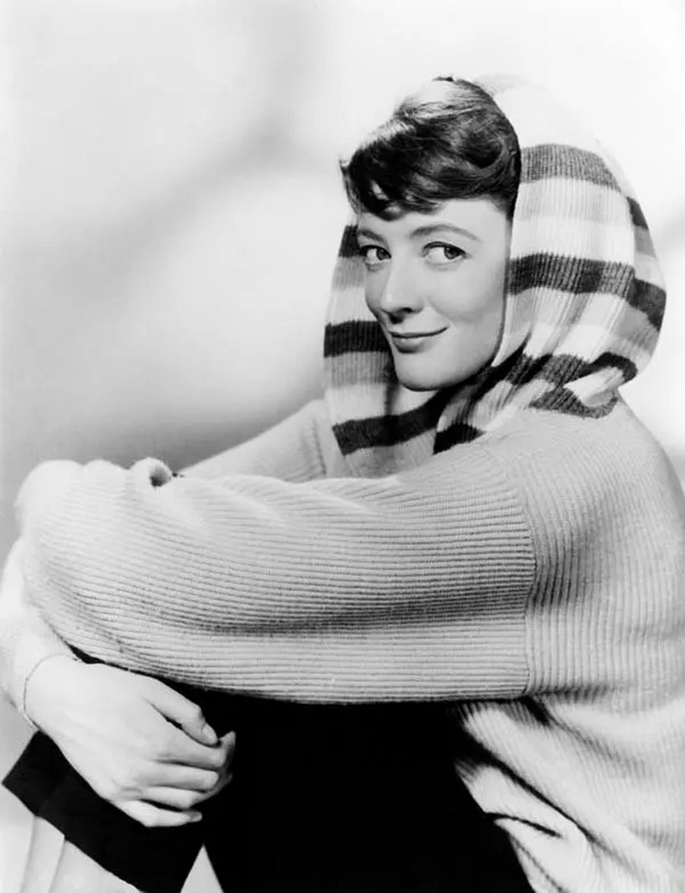 米勒娃·麦格教授年轻时的靓照!这不封个魔法世界第一美我是不同意的