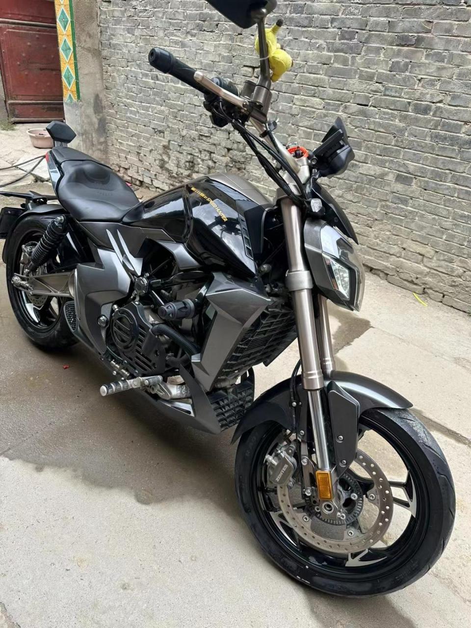 20年升仕310v 新车26800 现在只要个零头 整车二代电控 无钥匙启动