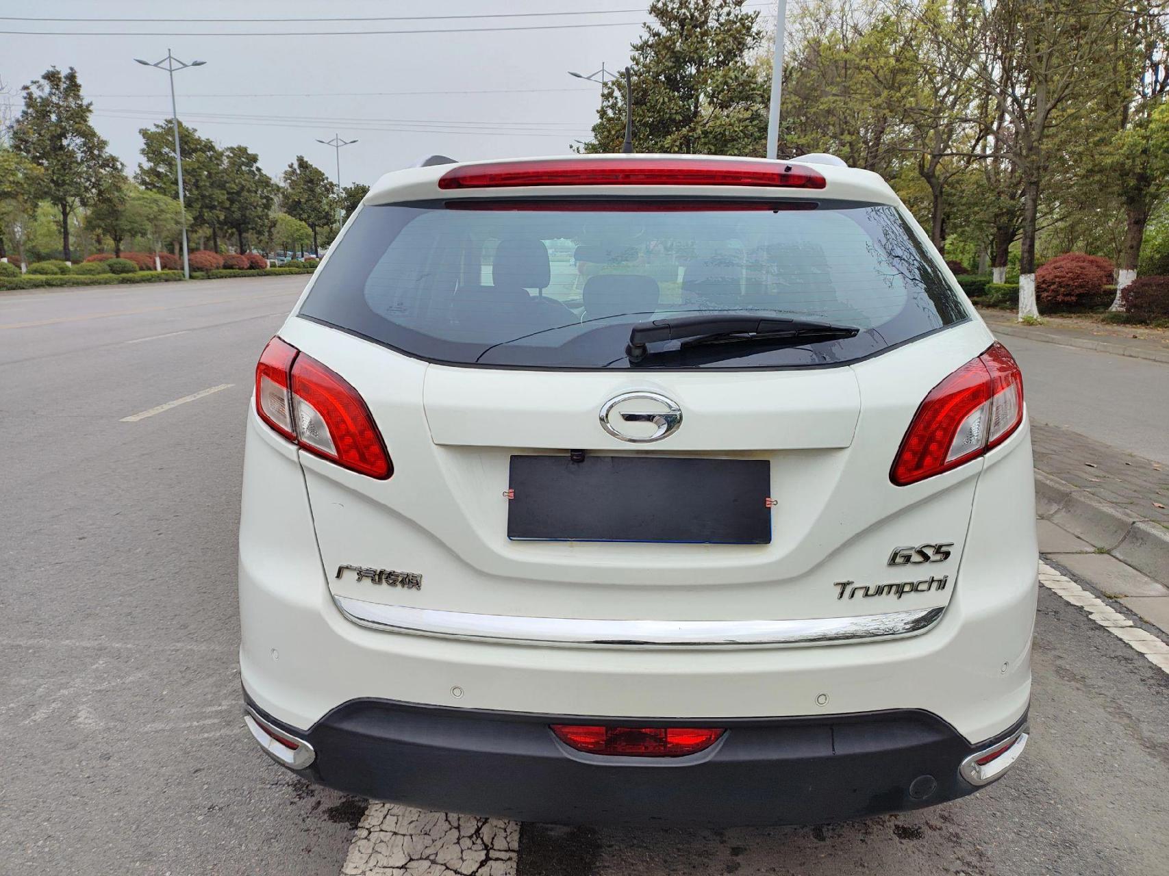 14年5月广汽传祺gs5自动挡2.0自吸5at,行驶8.