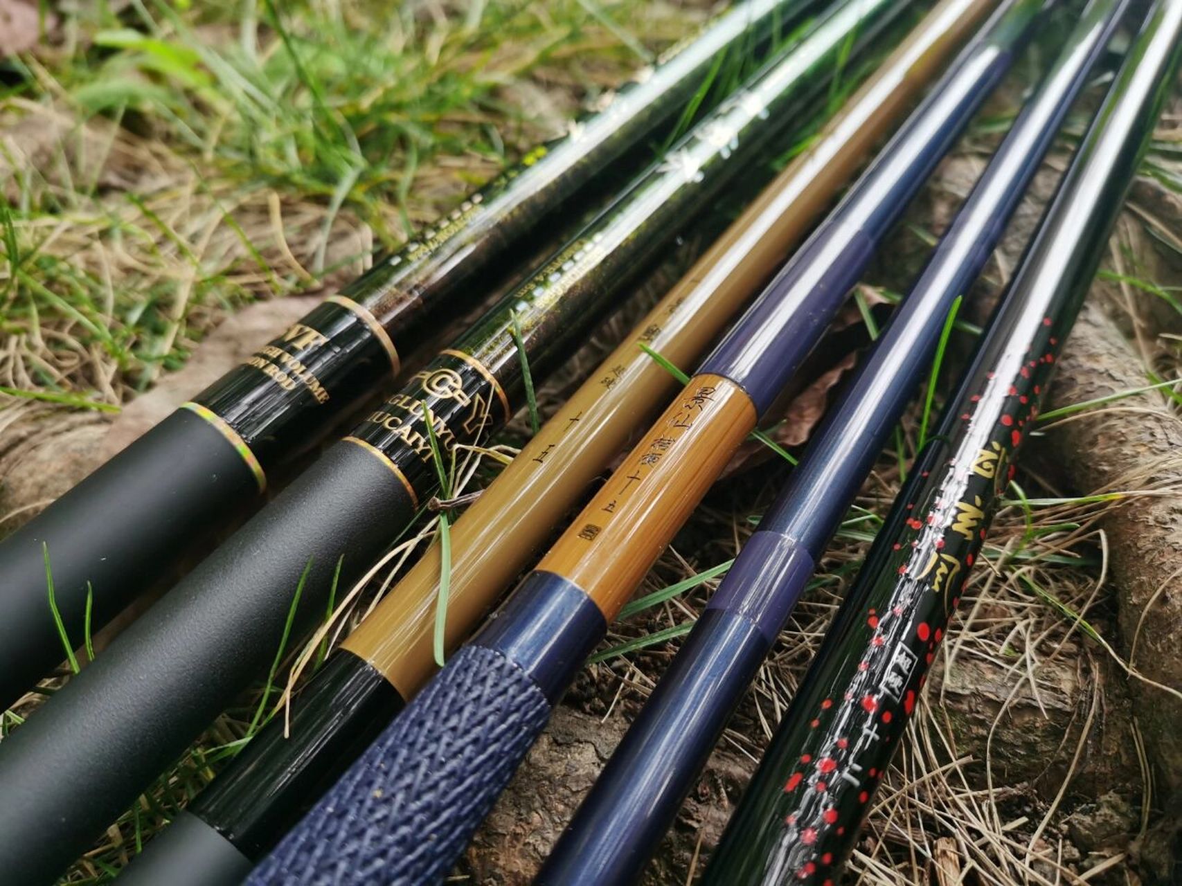 名伦野钓系列鱼竿简述 名伦野钓系列鱼竿,主要为2h及以下的,要有4个