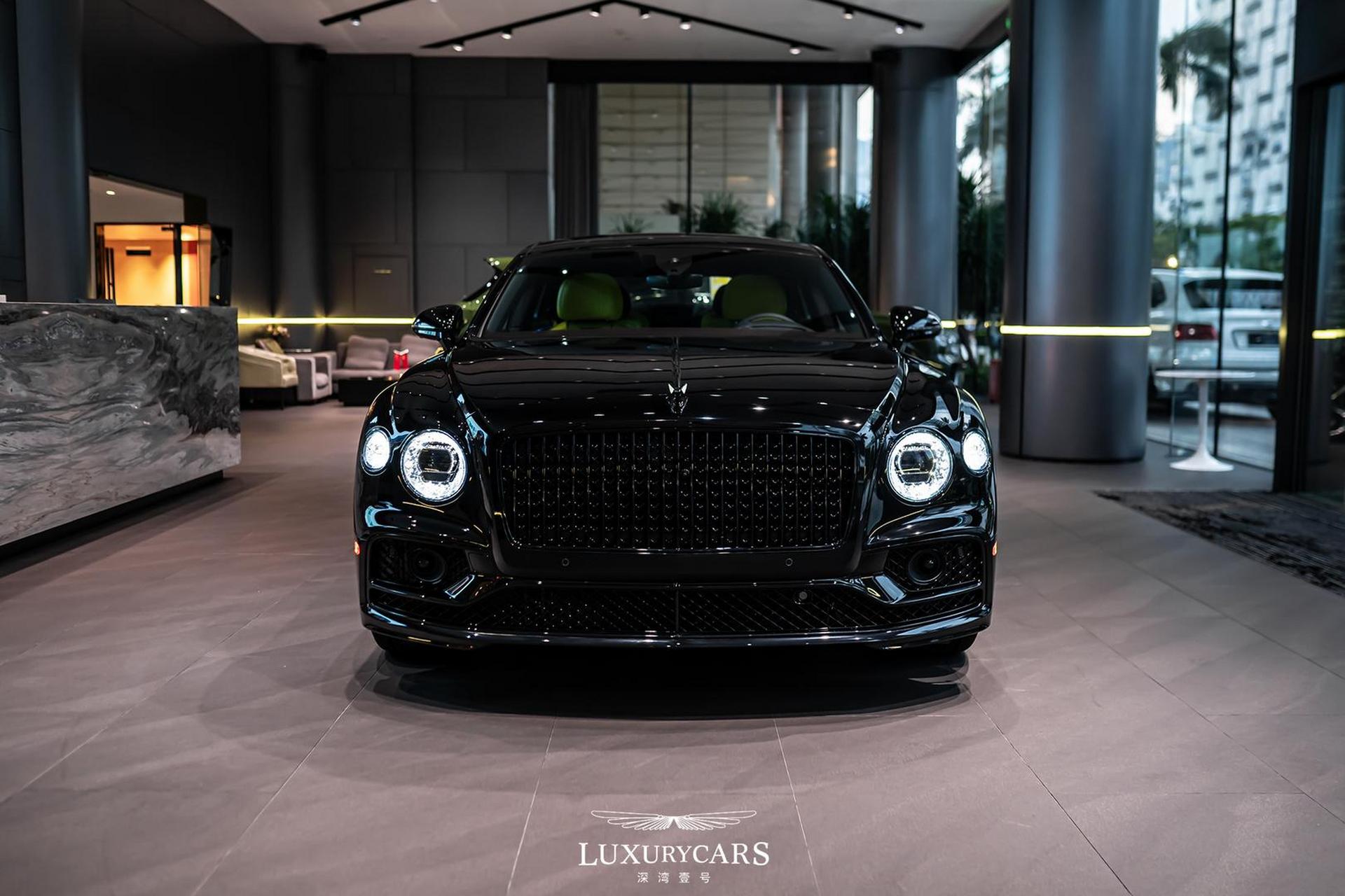 宾利飞驰v8黑武士 首发限量版.