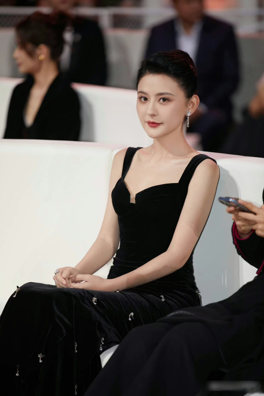 热依扎# 拽妃确实好看