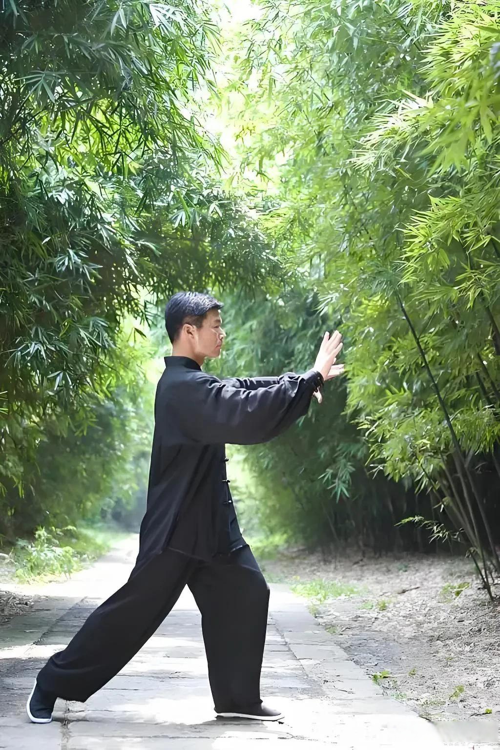 包含太极拳自然运动有哪些的词条 包罗
太极拳天然
活动
有哪些的词条（包罗太极拳天然活动有哪些的词条和意义） 太极拳