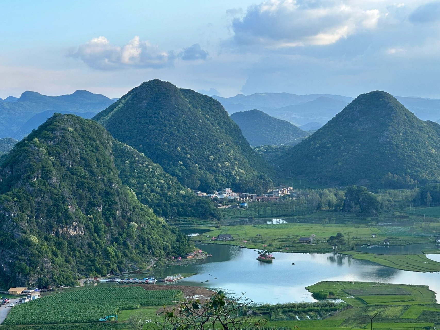 文山99风景绝美的无人秘境 普者黑在彝族话里是鱼米之乡的意思 喜欢