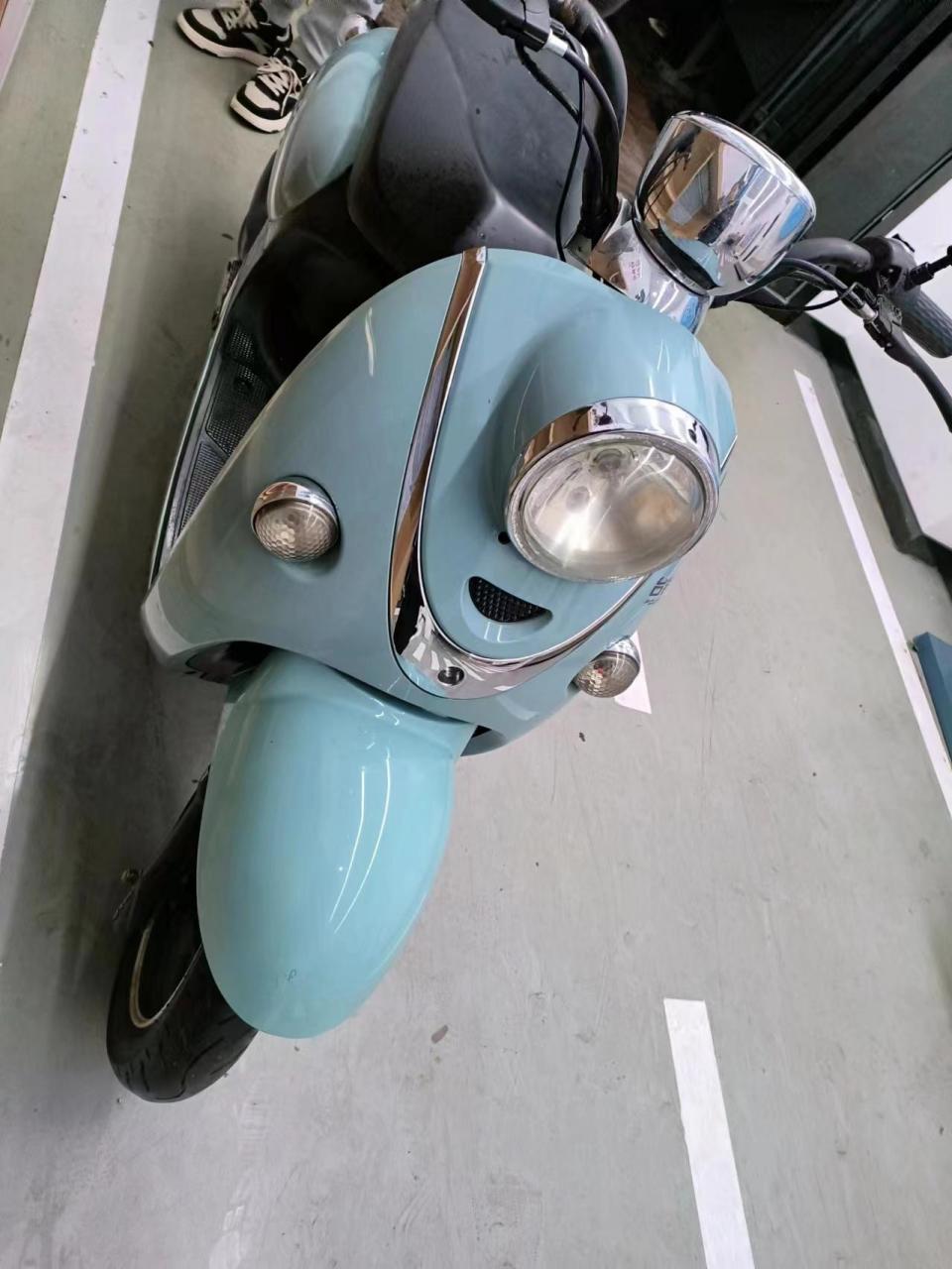 1300出台铃电动车60v20a,发票都在买了一年多,功能正常,元旦换的电瓶