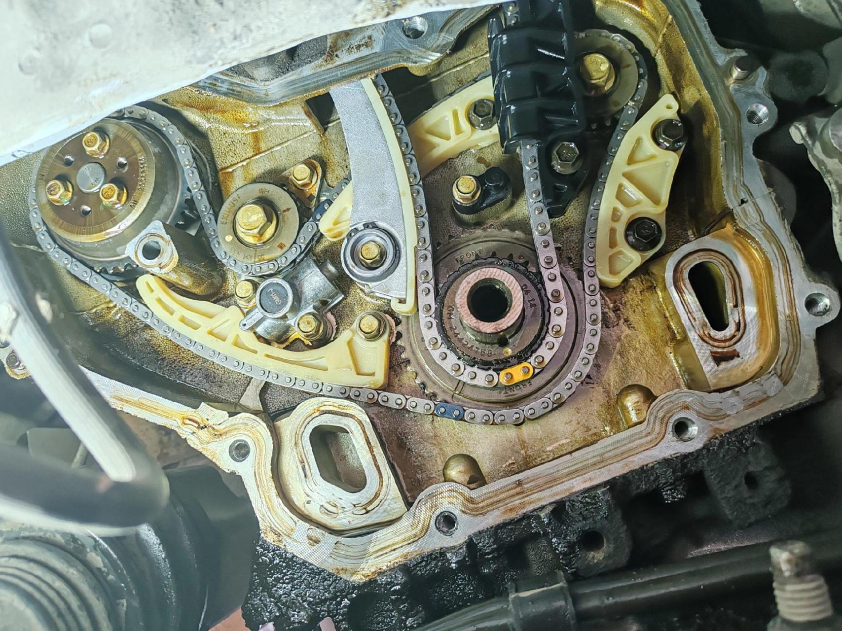 别克gl8更换正时链条一套