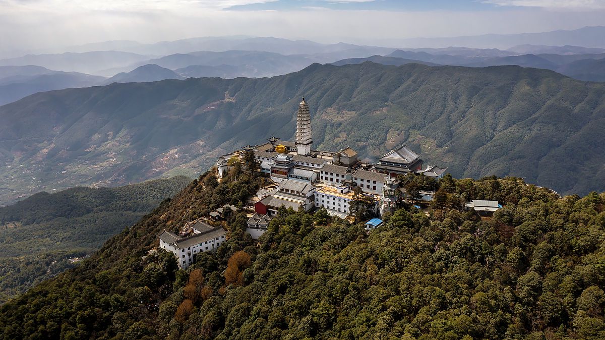 级旅行地,必打卡的八大寺之一,还有神秘华首门和绝美金顶寺等你来探索