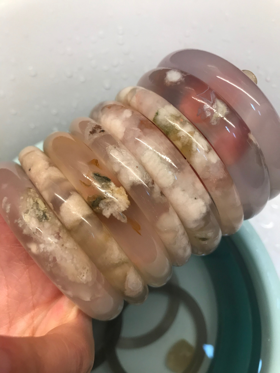 樱花玛瑙出坑,不知道真假,喜欢好看就行了 最近迷上买黄金,所以我的