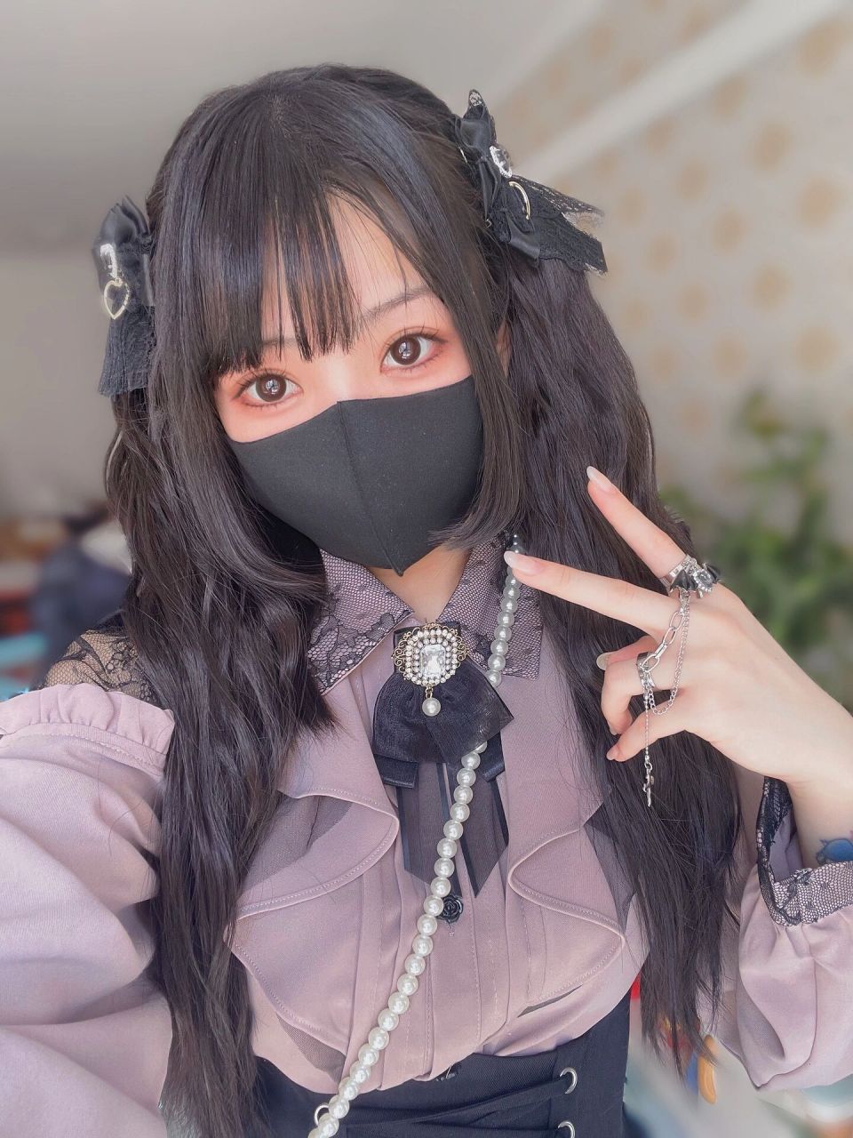 地雷系穿搭 家银们买它 真泰好看拉!