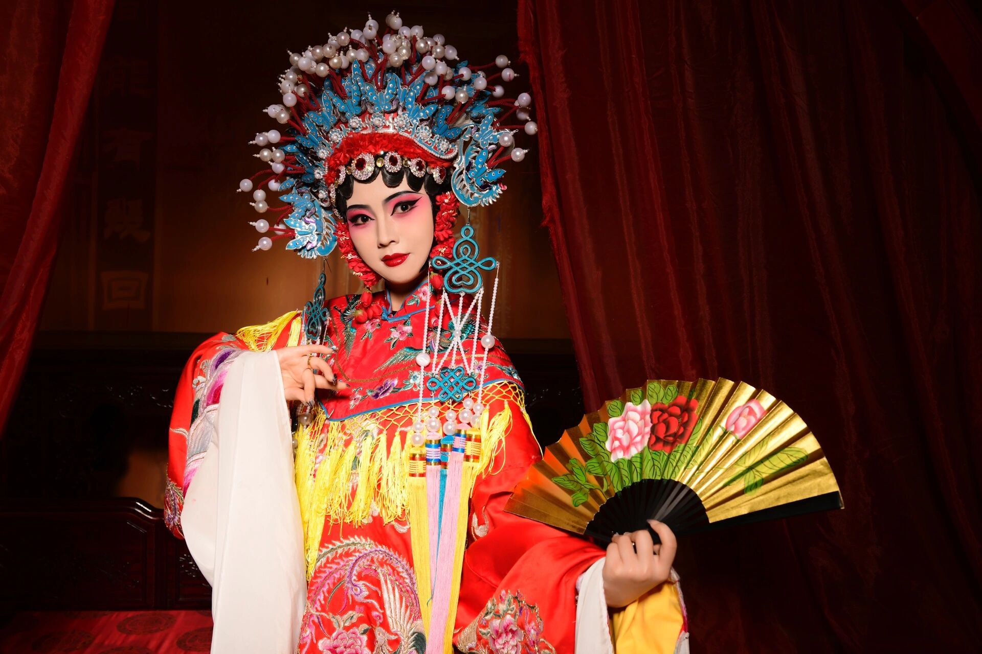 来四川成都一定要打卡戏剧扮相!