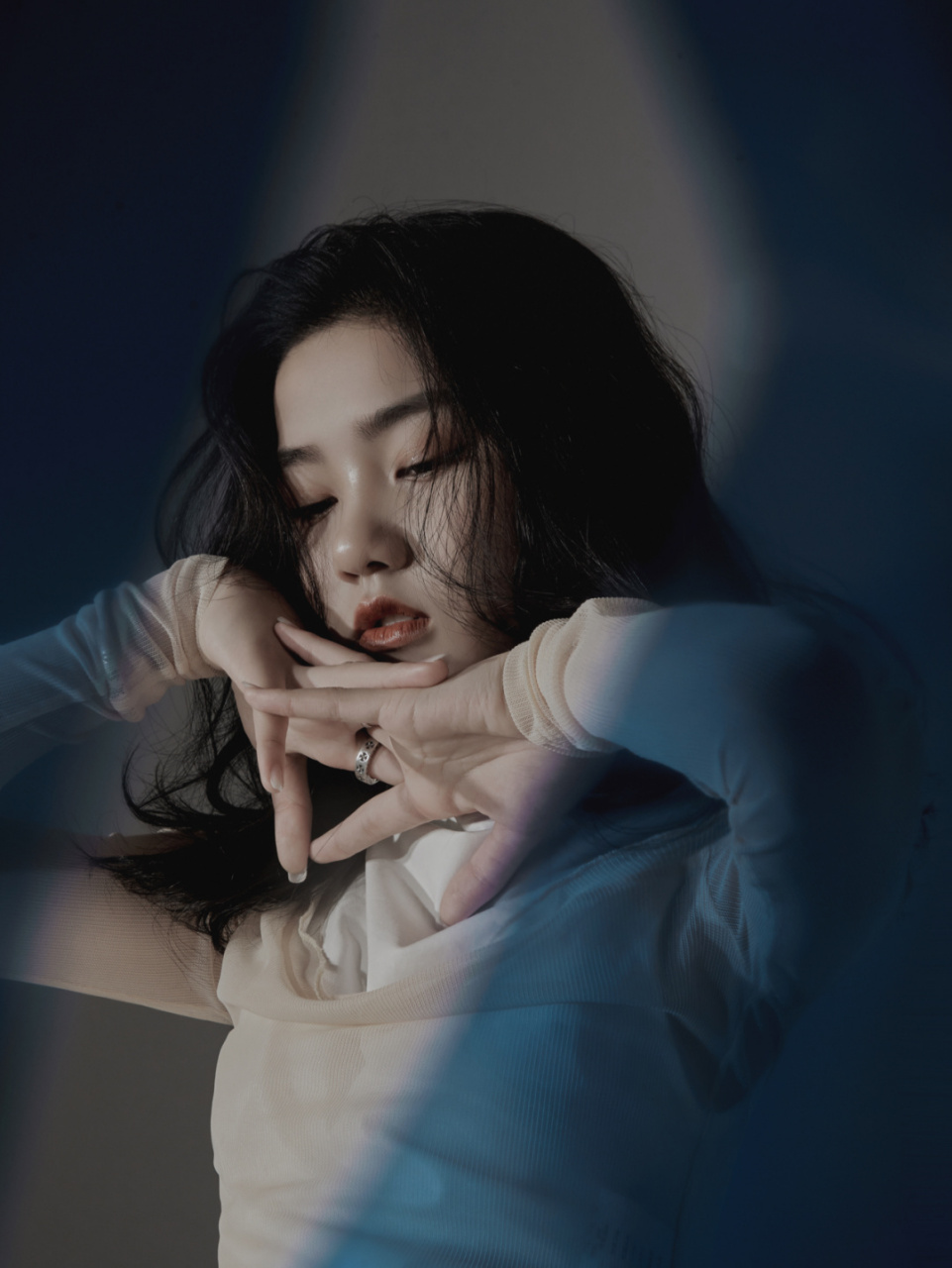 unknown 广州约拍 关于这组日杂风个性创意冷艳少女写真～ 在家臆能