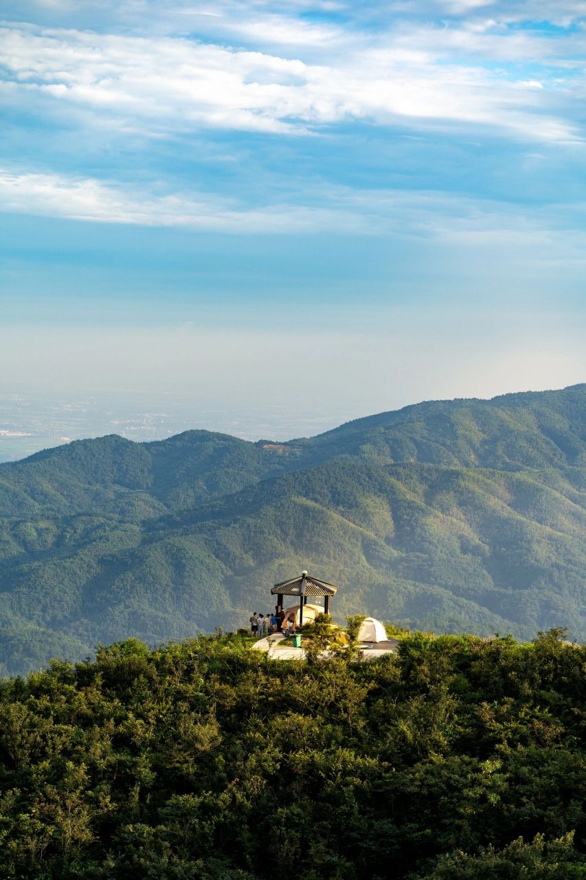 梅岭森林公园观景台 019969♂15大家好!