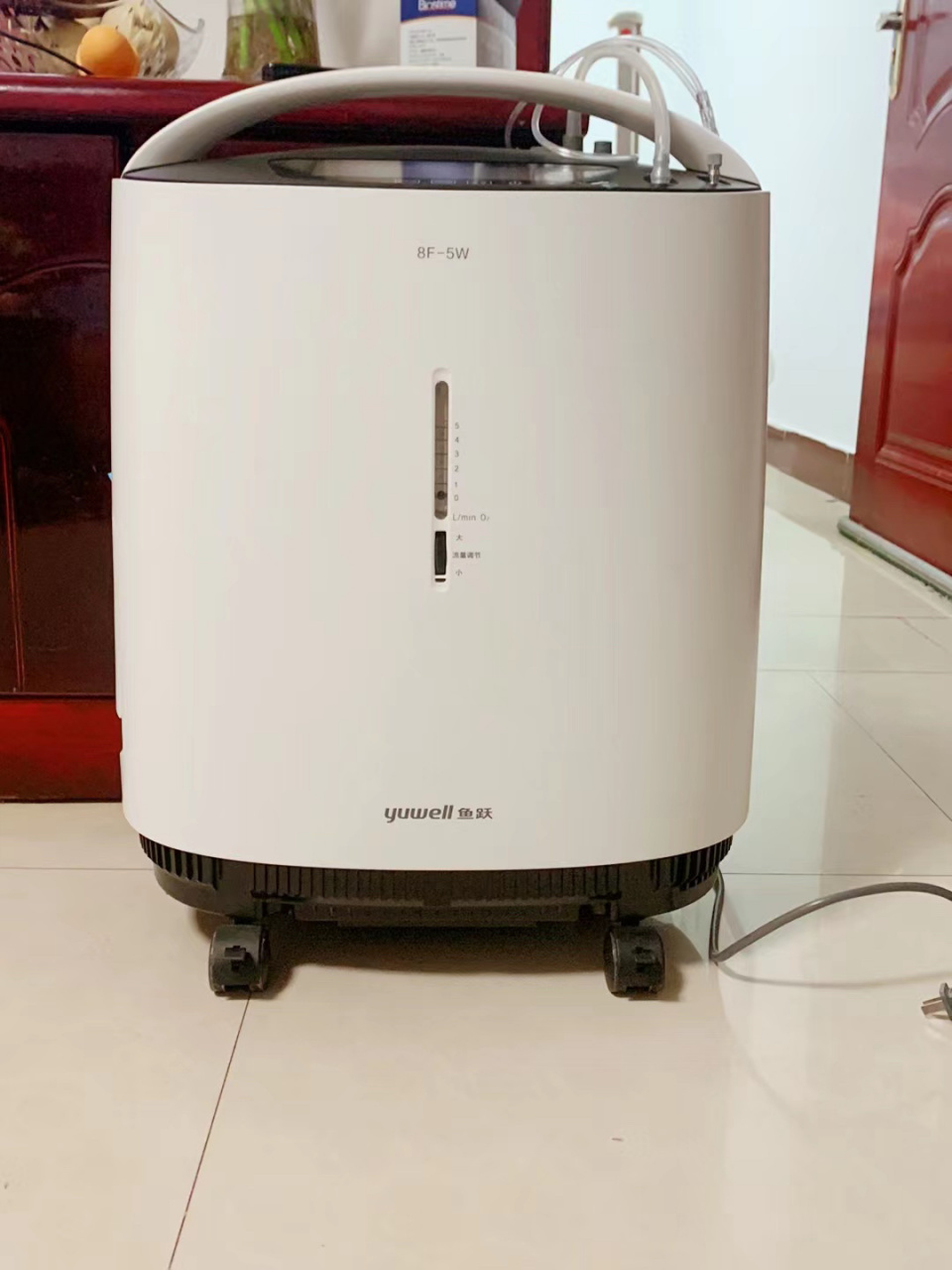 鱼跃制氧机8f-5w  1-5升可调 鱼跃制氧机8f-5w  1-5升可调 22.11.