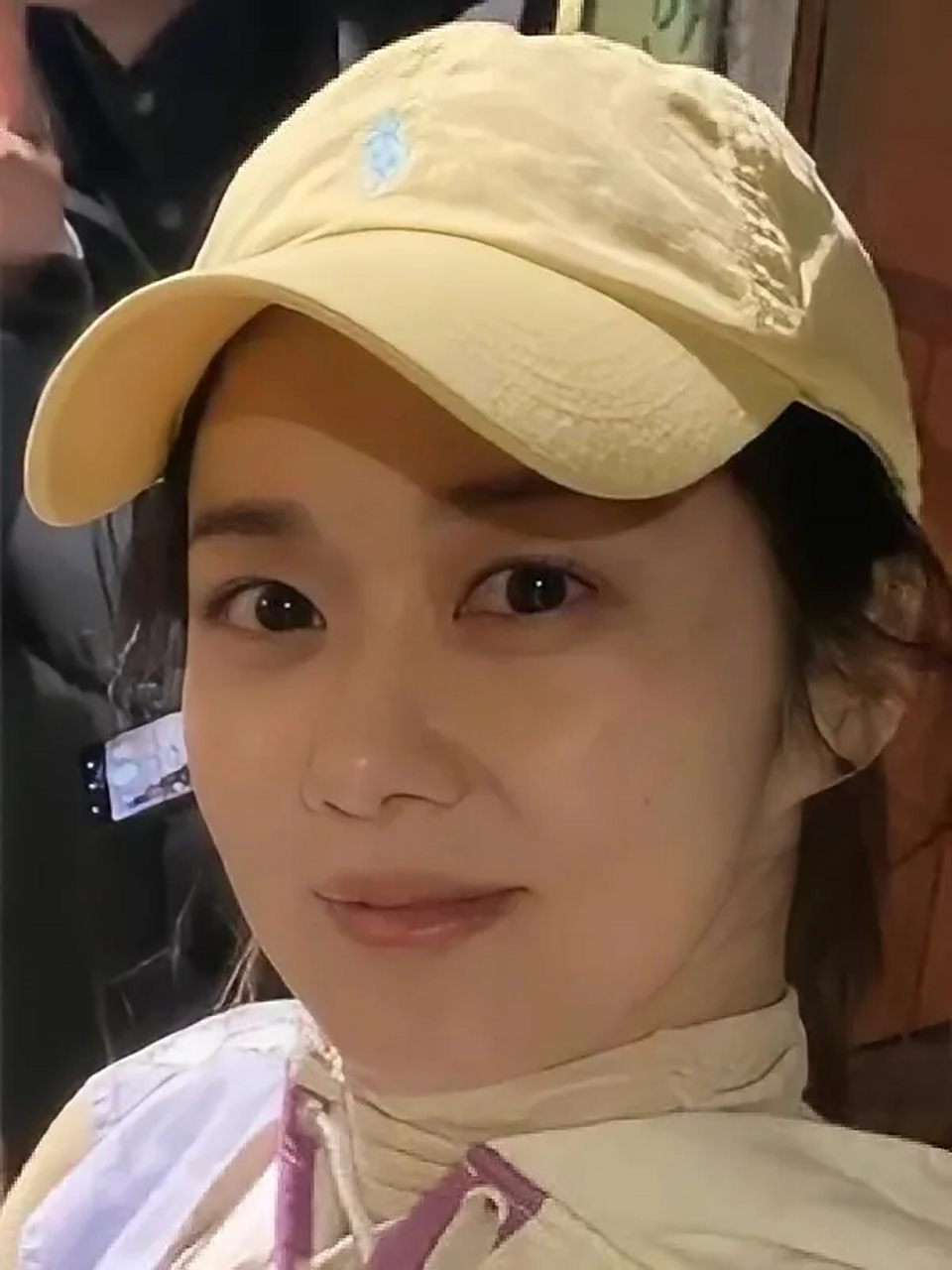 张娜拉43岁近照 ,她算是顶配版赵丽颖吗?