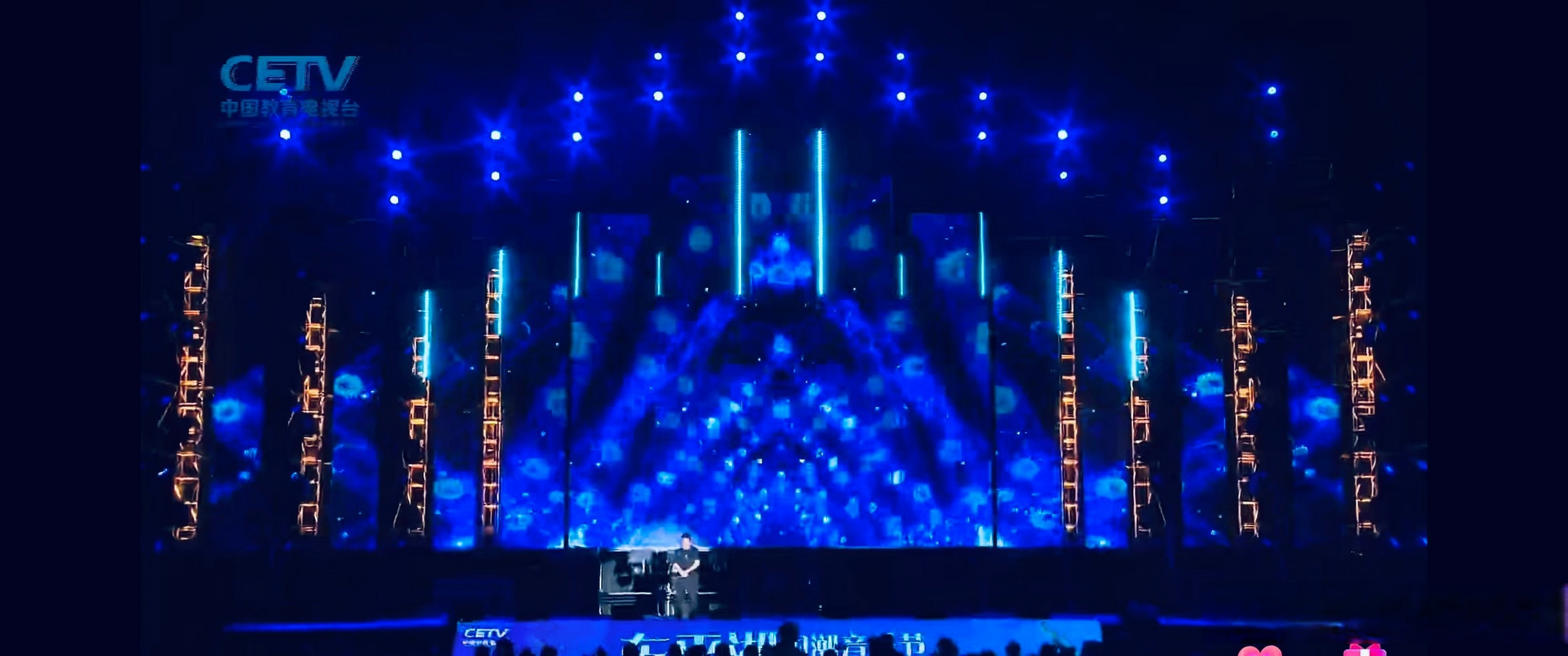 上个月度过了26周岁生日 奔向3661506615岁了我