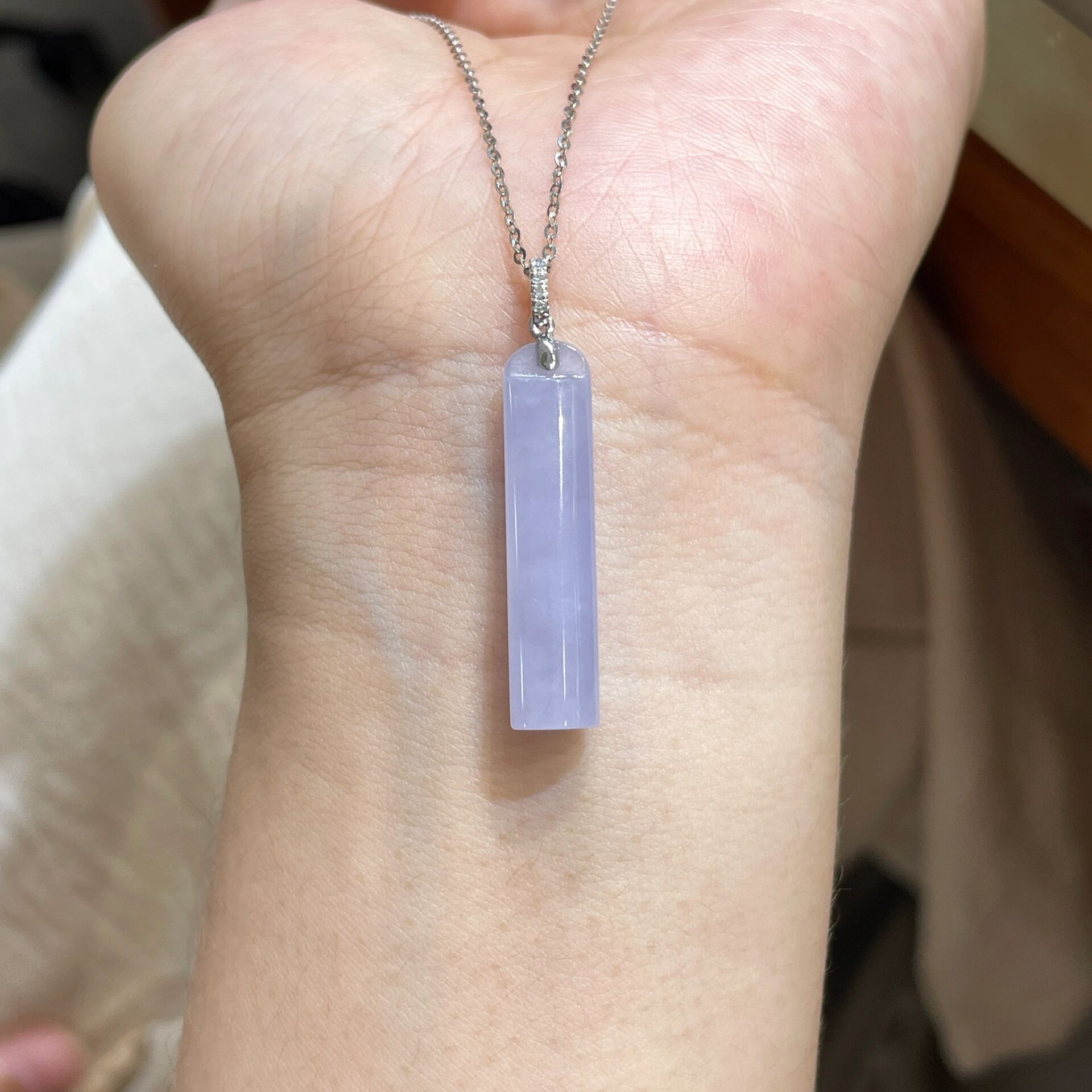 18k金镶翡翠紫罗兰小圆柱吊坠