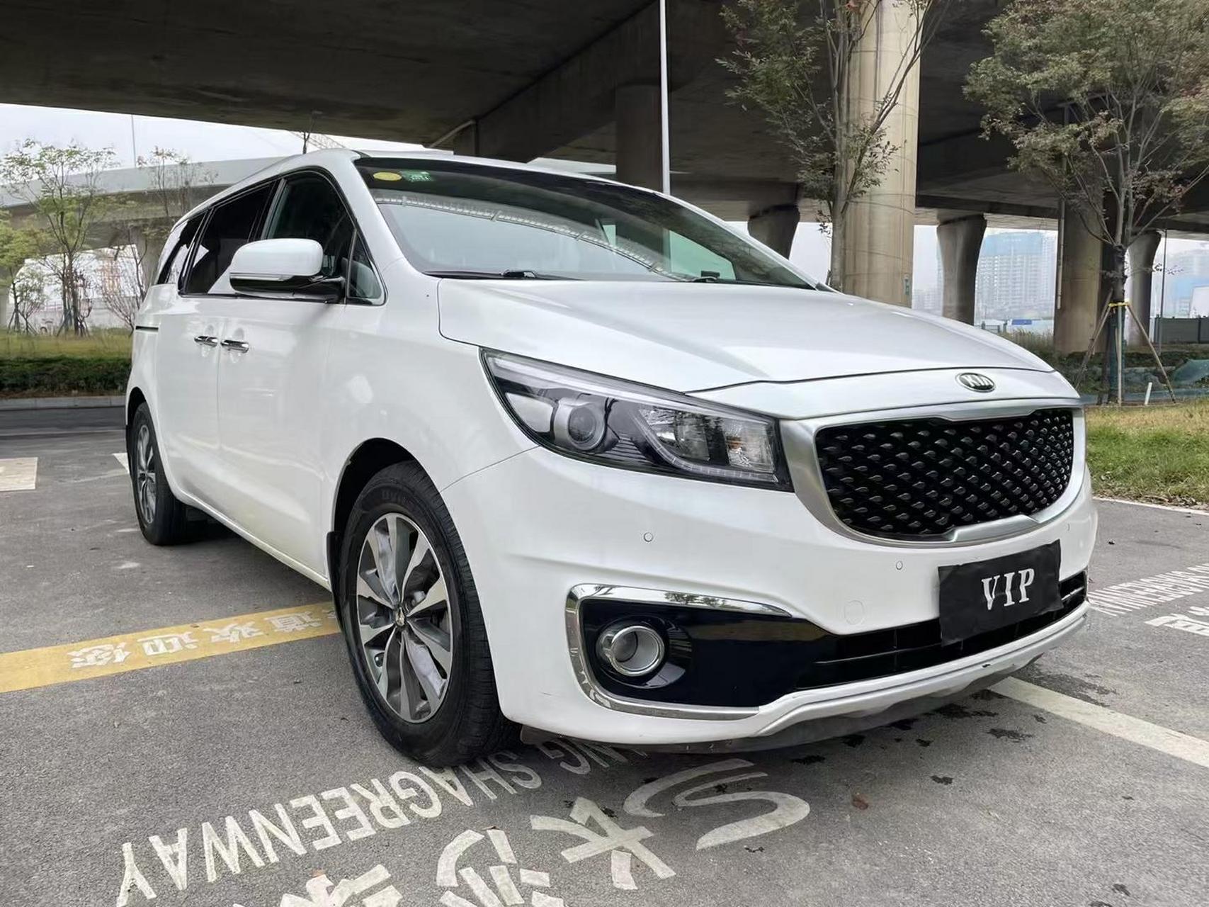 起亚 嘉华17年上牌进口起亚嘉华2.