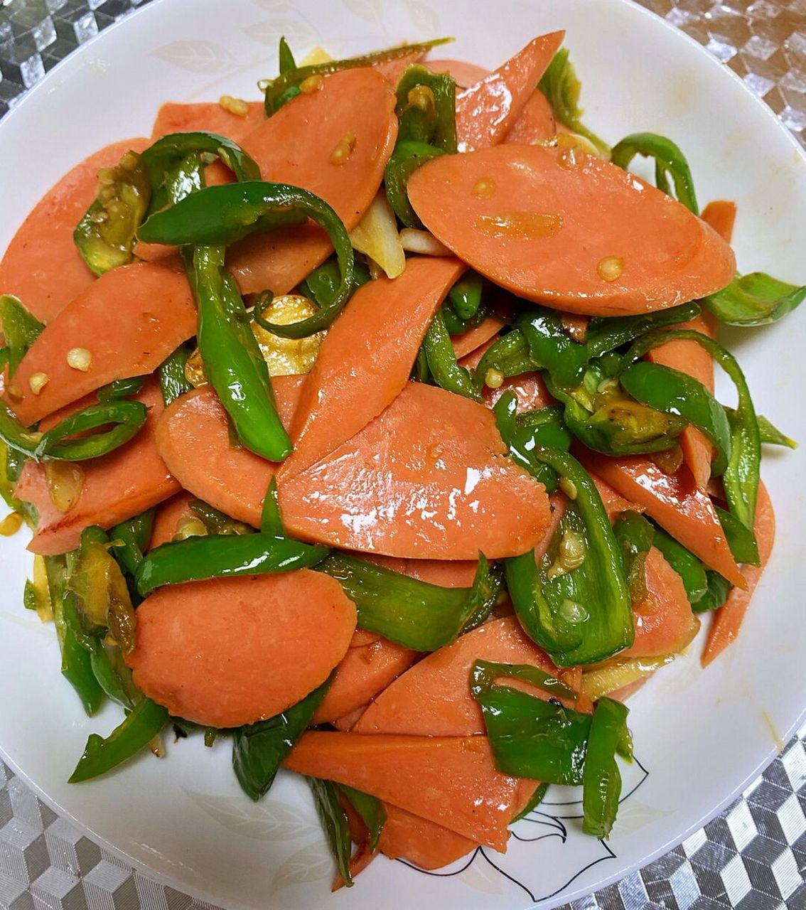 99青椒火腿肠99简简单单,但是吃不腻呀!