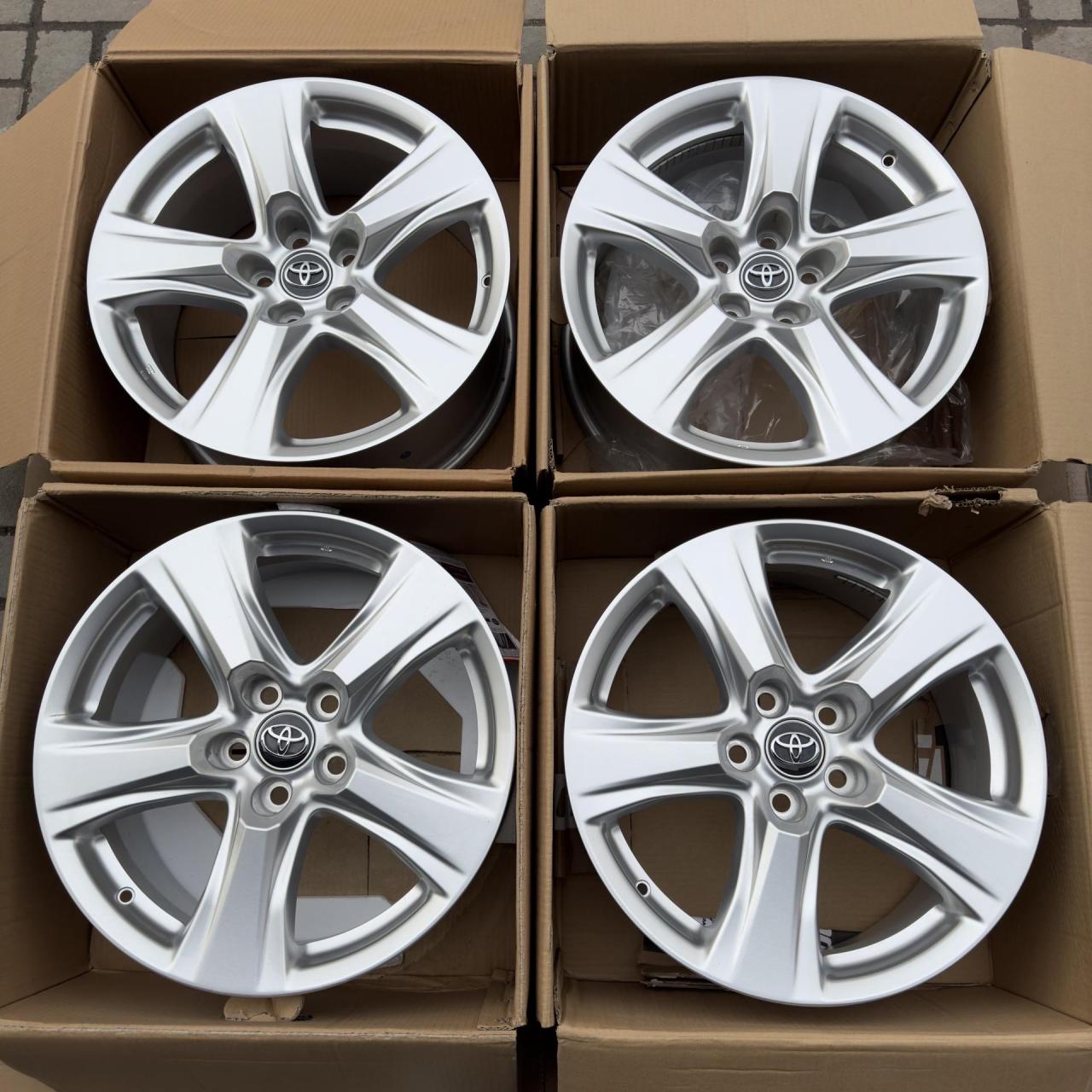 2023款丰田汉兰达轮毂18寸(2500元四个)原装拆车威兰达锋兰达rav4荣放