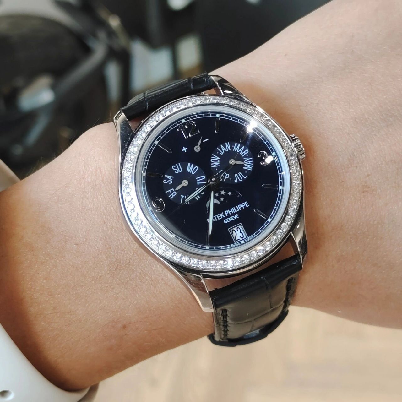 百达翡丽5147g白金年历款   百达翡丽50万内 百达翡丽5147g白金年历款