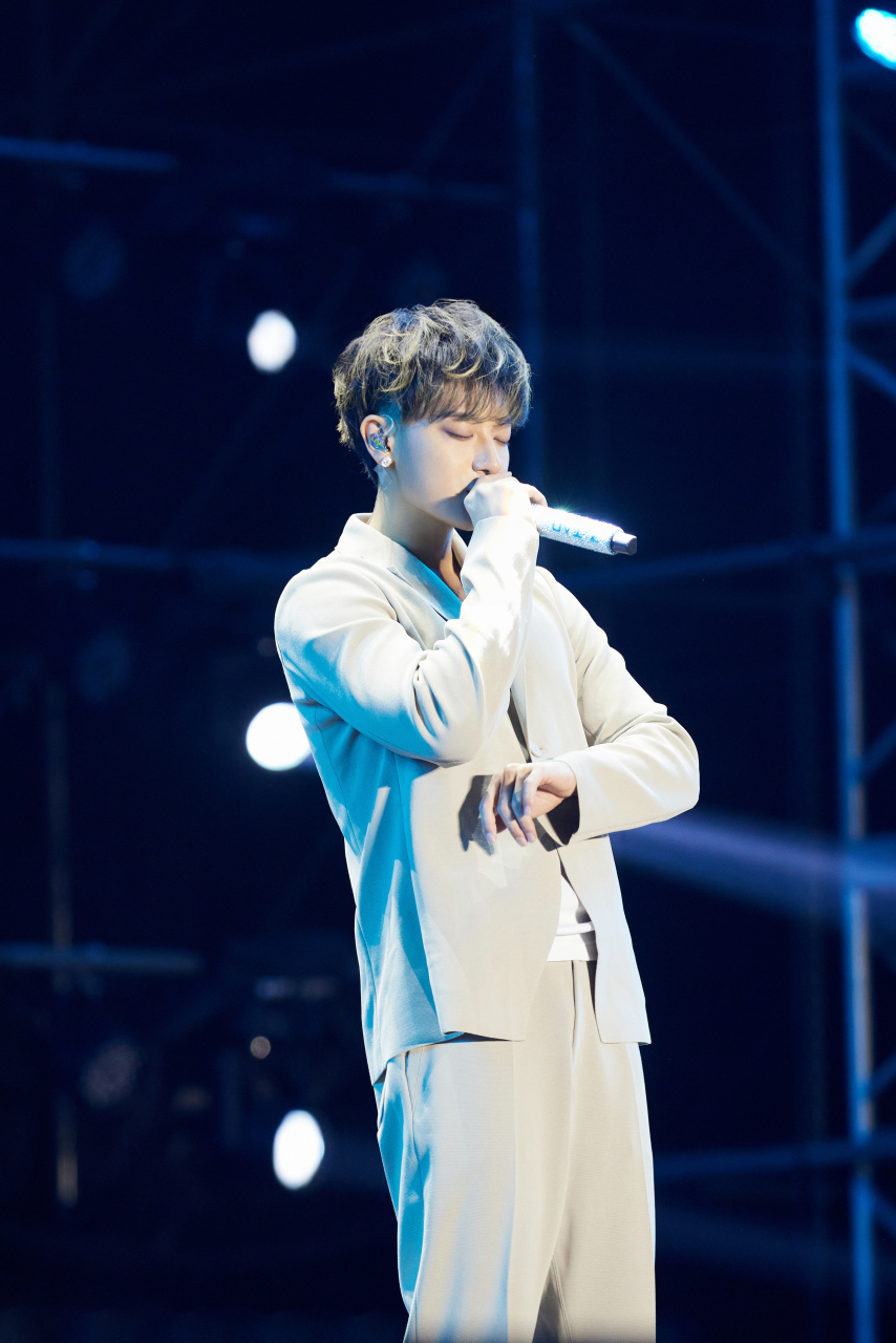 黄子韬超话 yao郑州音乐嘉年华99 希望这个冬天,爱与运气同在78