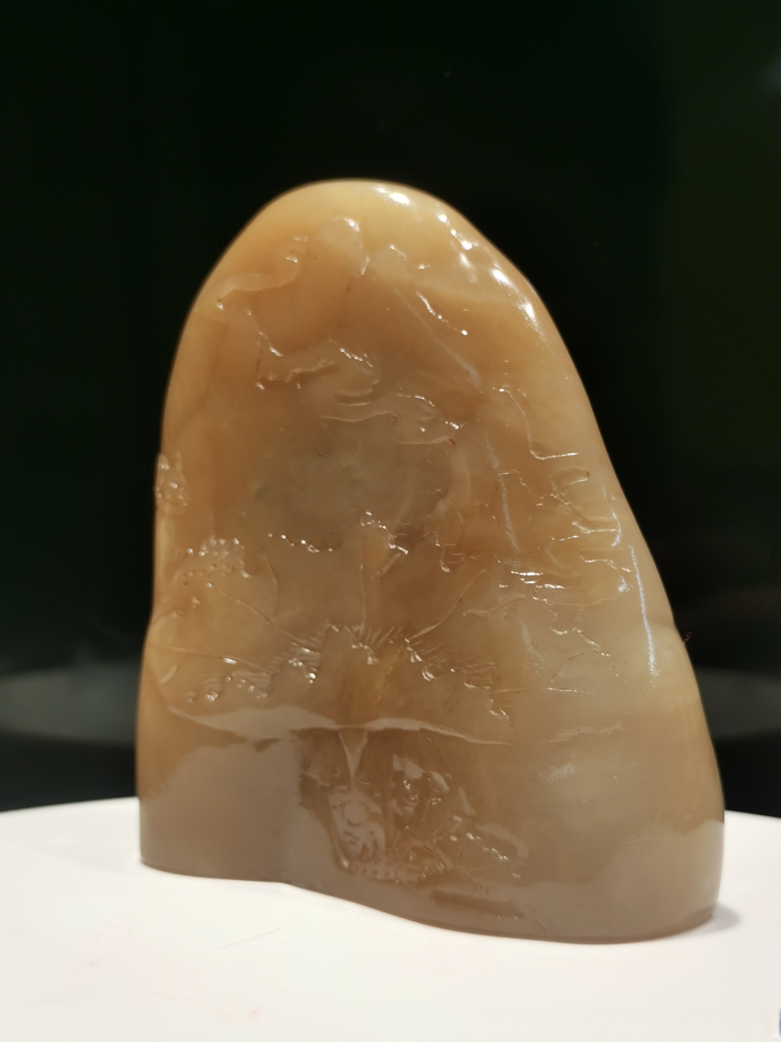 凝山川灵秀,赏白高山冻石上的诗意荷韵