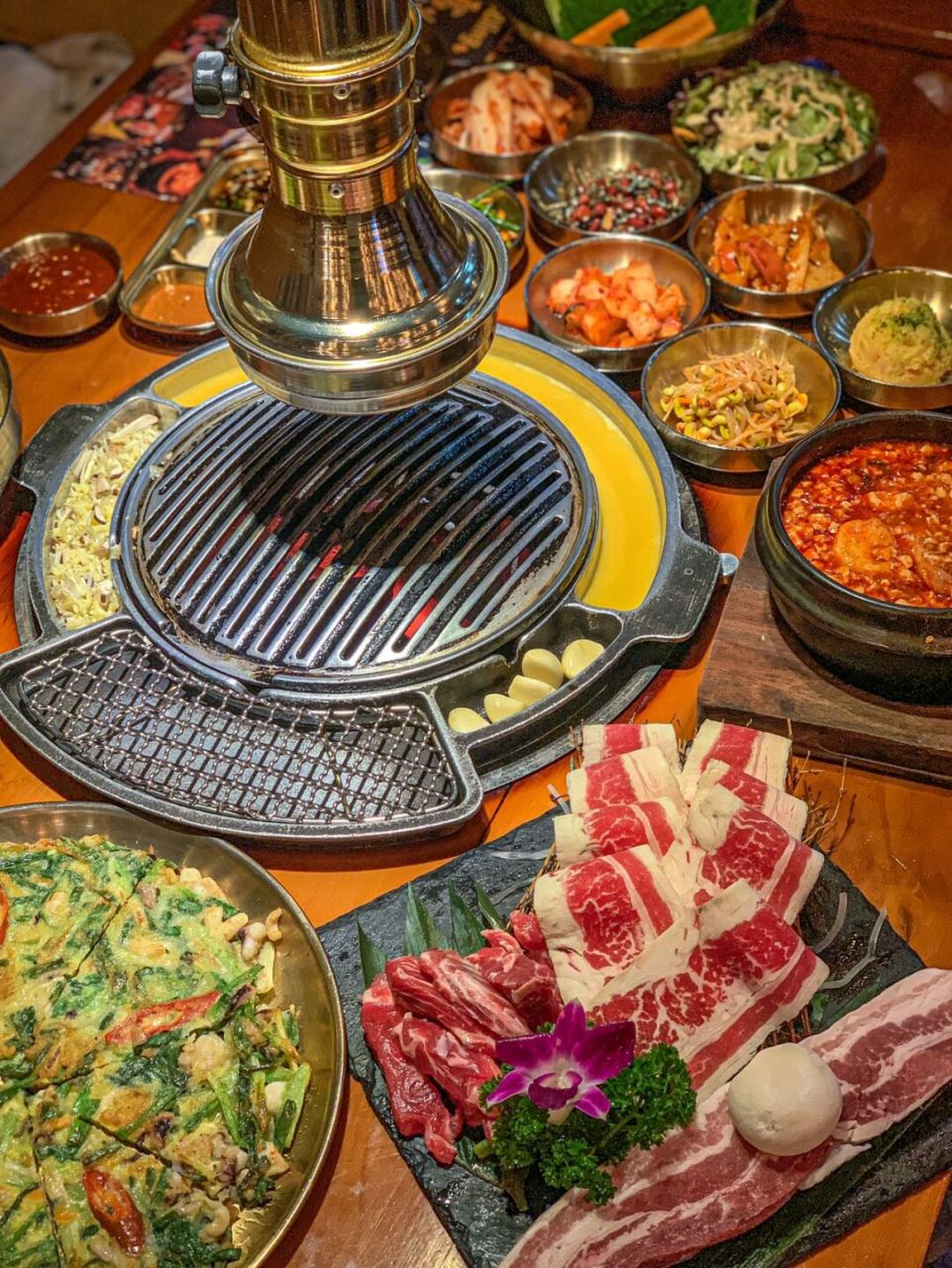 那天周五一下班02就速速拉着姐妹直奔远景路找正宗烤肉 这次来的