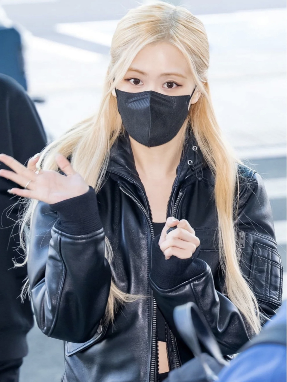 朴彩英就是皮衣刺客吧!