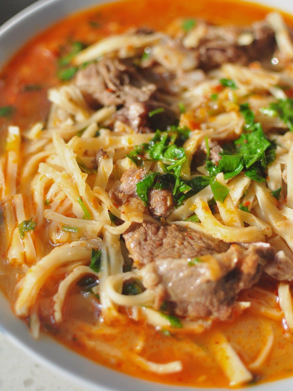 悠然家午餐～10月24日【羊肉糊卜】 今日份午餐～一锅羊肉汤煮的