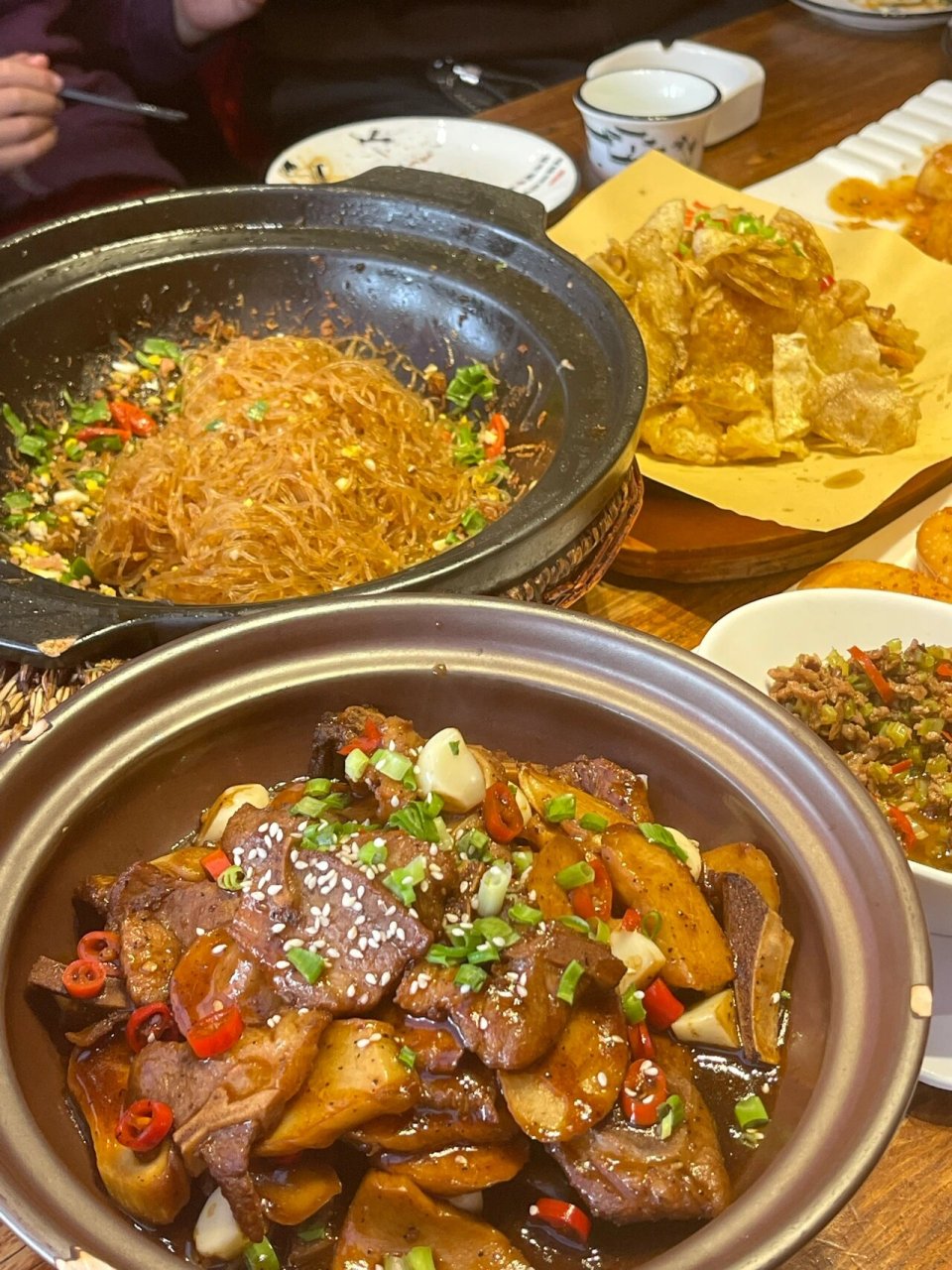 菏泽美食61阿瓦山寨 吃过很多次的一家餐厅94 每次家人来聚餐都会