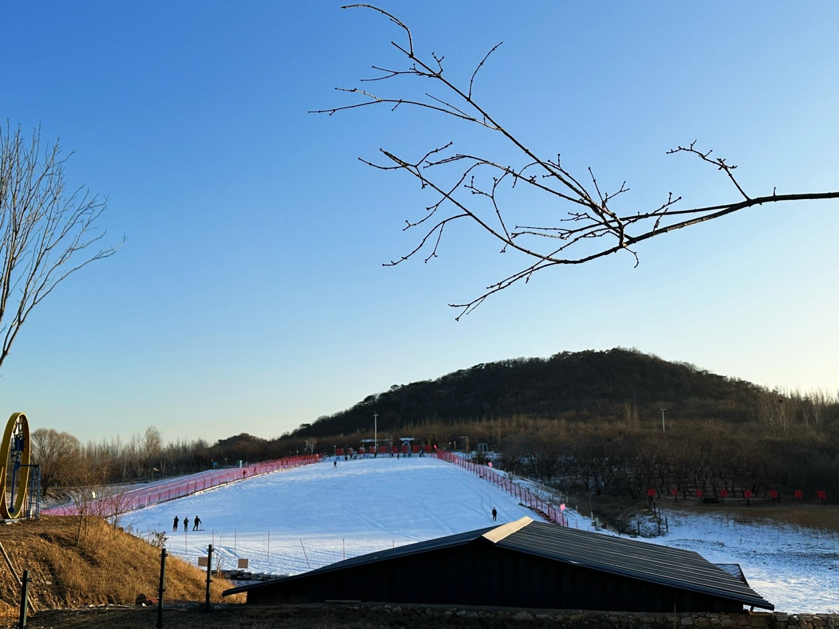 石门滑雪场的位置图片